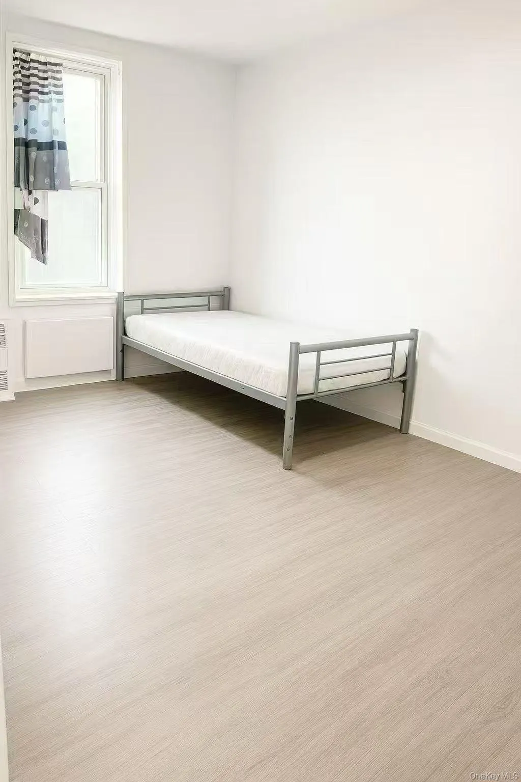 144-24 37th Avenue, New York, NY, 2 Bedrooms Bedrooms, 4 Rooms Rooms,1 BathroomBathrooms,Residential,For Rent,37th,0,1005353 144-24 37th Avenue, New York, NY, 2 Bedrooms Bedrooms, 4 Rooms Rooms,1 BathroomBathrooms,Residential,For Rent,37th,0,1005353