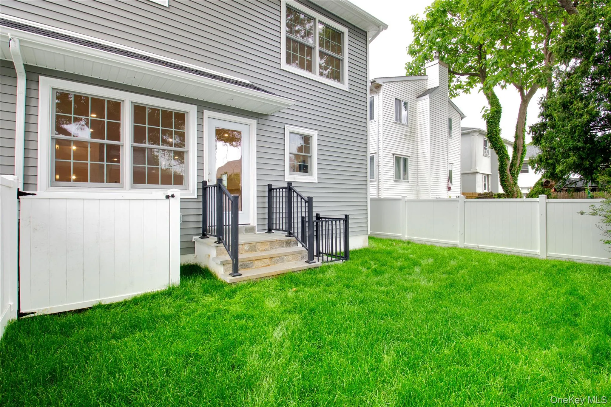 30 Kirkwood, North Hempstead, NY, 4 Bedrooms Bedrooms, 8 Rooms Rooms,2 BathroomsBathrooms,Residential Lease,For Rent,Kirkwood,0,1005355 30 Kirkwood, North Hempstead, NY, 4 Bedrooms Bedrooms, 8 Rooms Rooms,2 BathroomsBathrooms,Residential Lease,For Rent,Kirkwood,0,1005355