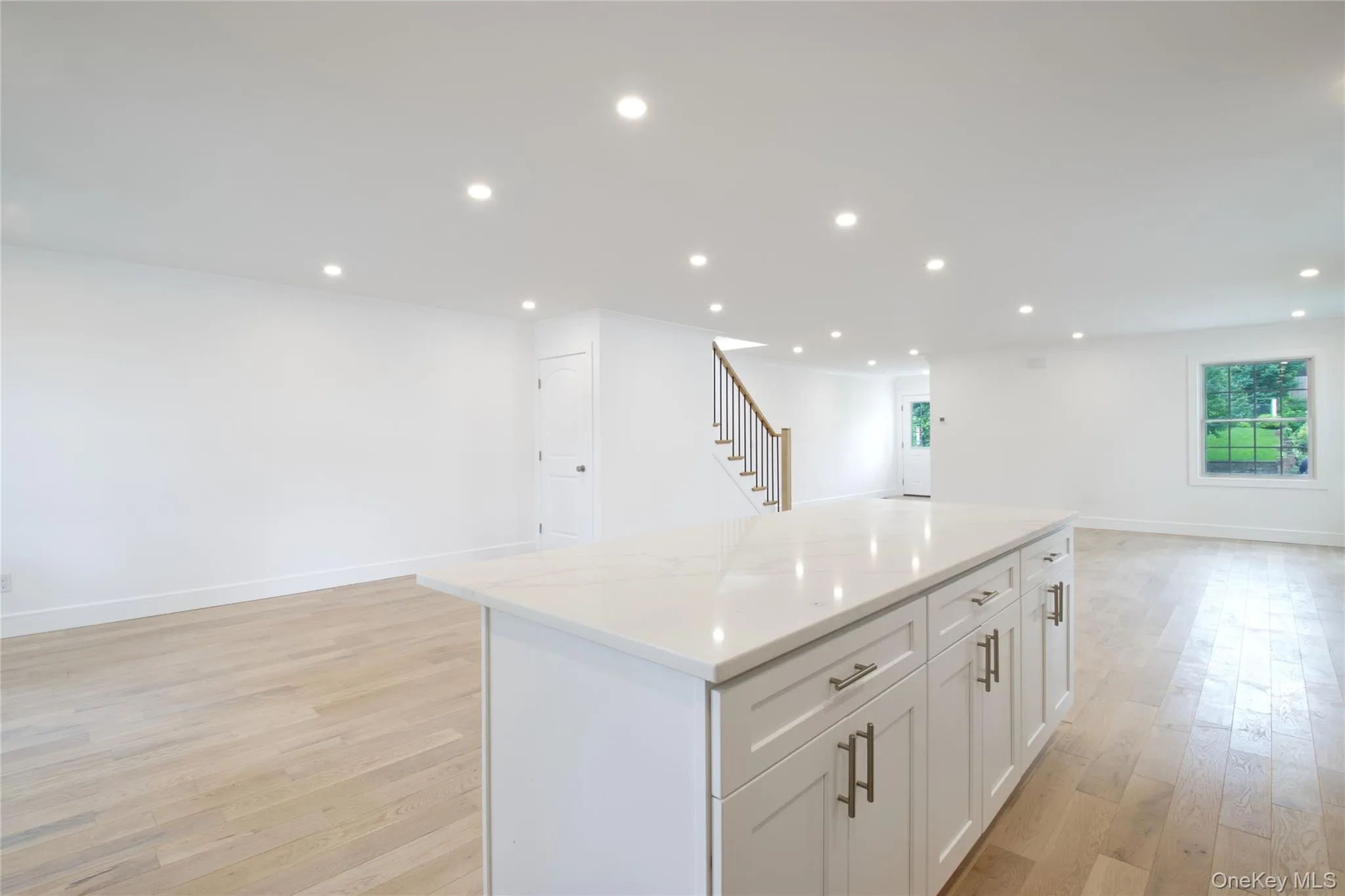 30 Kirkwood, North Hempstead, NY, 4 Bedrooms Bedrooms, 8 Rooms Rooms,2 BathroomsBathrooms,Residential Lease,For Rent,Kirkwood,0,1005355 30 Kirkwood, North Hempstead, NY, 4 Bedrooms Bedrooms, 8 Rooms Rooms,2 BathroomsBathrooms,Residential Lease,For Rent,Kirkwood,0,1005355
