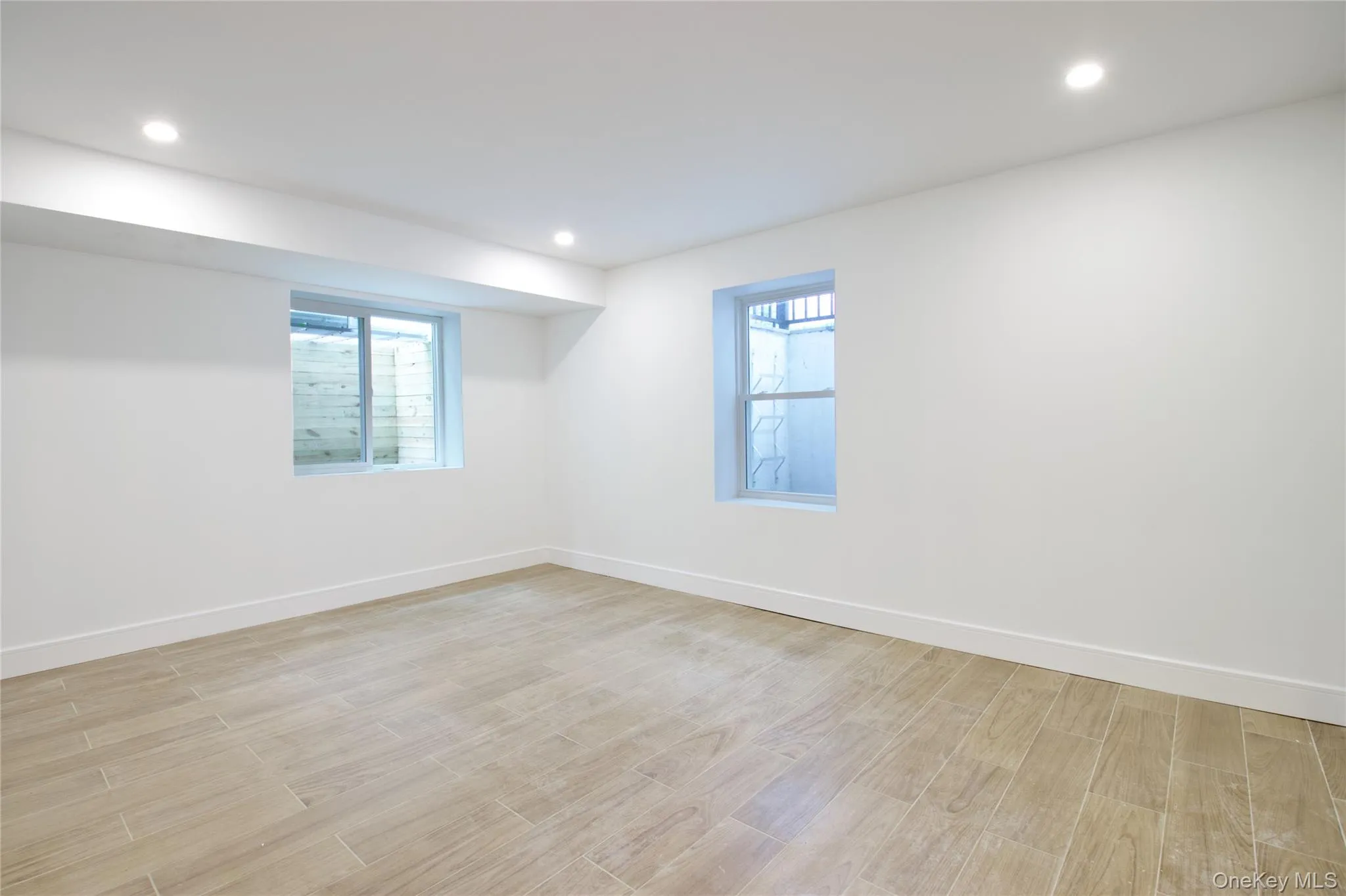 30 Kirkwood, North Hempstead, NY, 4 Bedrooms Bedrooms, 8 Rooms Rooms,2 BathroomsBathrooms,Residential Lease,For Rent,Kirkwood,0,1005355 30 Kirkwood, North Hempstead, NY, 4 Bedrooms Bedrooms, 8 Rooms Rooms,2 BathroomsBathrooms,Residential Lease,For Rent,Kirkwood,0,1005355