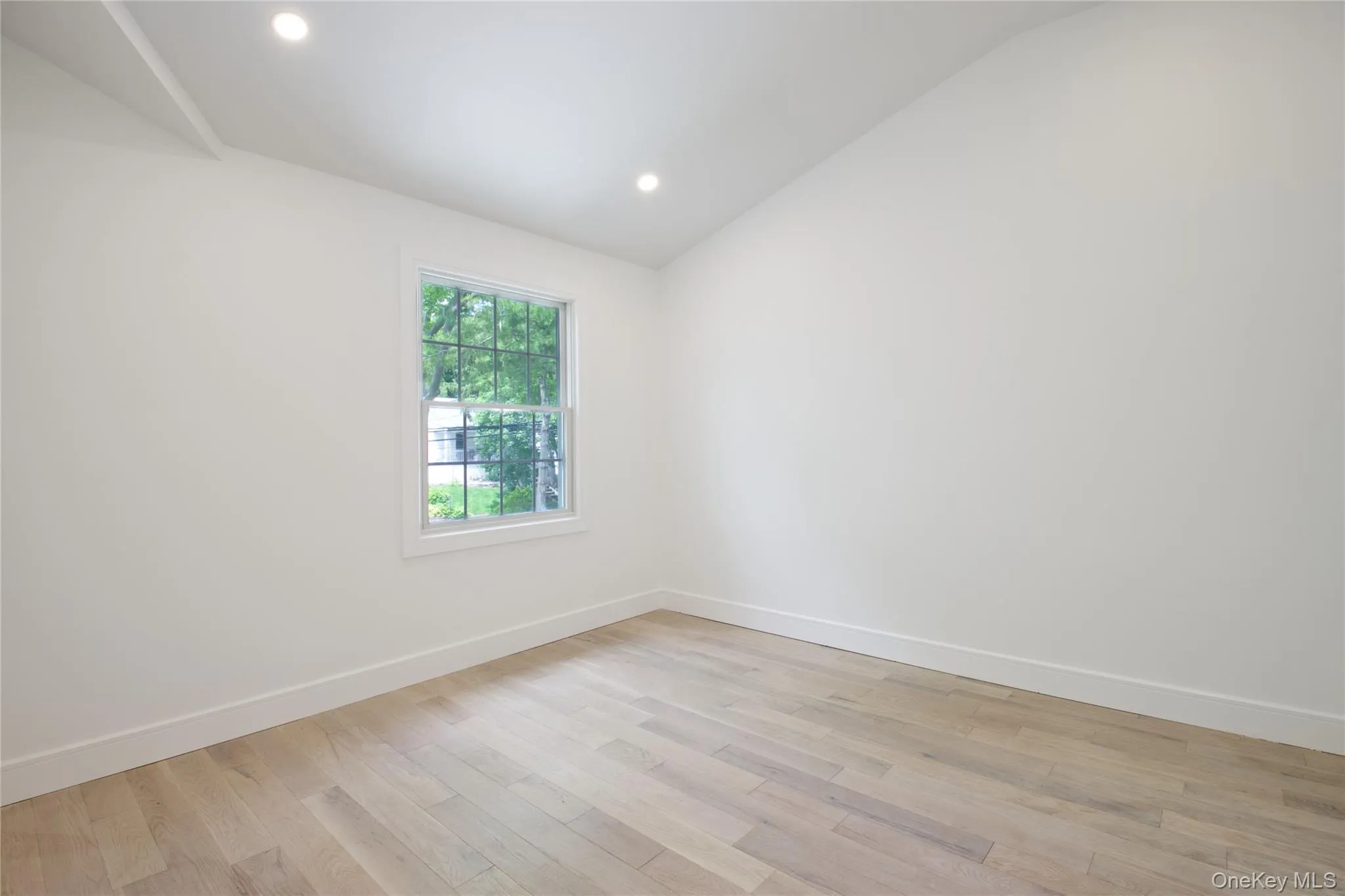 30 Kirkwood, North Hempstead, NY, 4 Bedrooms Bedrooms, 8 Rooms Rooms,2 BathroomsBathrooms,Residential Lease,For Rent,Kirkwood,0,1005355 30 Kirkwood, North Hempstead, NY, 4 Bedrooms Bedrooms, 8 Rooms Rooms,2 BathroomsBathrooms,Residential Lease,For Rent,Kirkwood,0,1005355