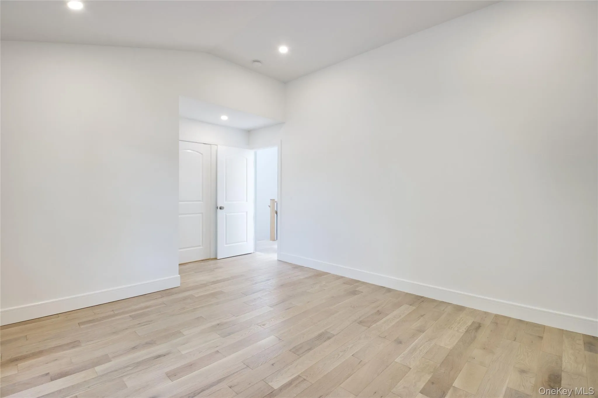 30 Kirkwood, North Hempstead, NY, 4 Bedrooms Bedrooms, 8 Rooms Rooms,2 BathroomsBathrooms,Residential Lease,For Rent,Kirkwood,0,1005355 30 Kirkwood, North Hempstead, NY, 4 Bedrooms Bedrooms, 8 Rooms Rooms,2 BathroomsBathrooms,Residential Lease,For Rent,Kirkwood,0,1005355