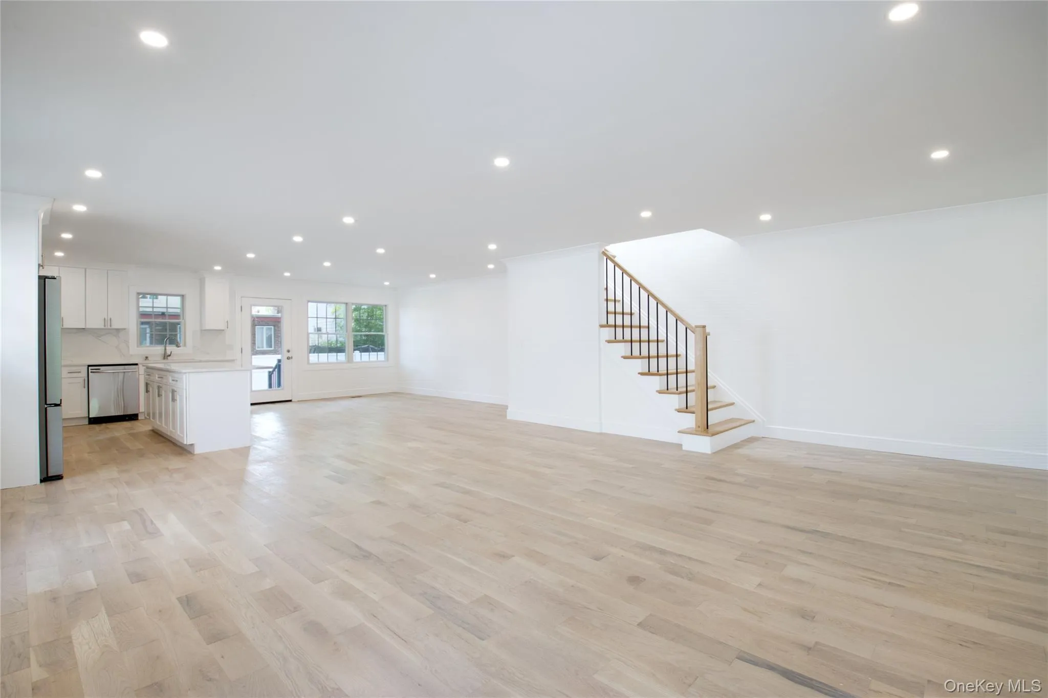 30 Kirkwood, North Hempstead, NY, 4 Bedrooms Bedrooms, 8 Rooms Rooms,2 BathroomsBathrooms,Residential Lease,For Rent,Kirkwood,0,1005355 30 Kirkwood, North Hempstead, NY, 4 Bedrooms Bedrooms, 8 Rooms Rooms,2 BathroomsBathrooms,Residential Lease,For Rent,Kirkwood,0,1005355