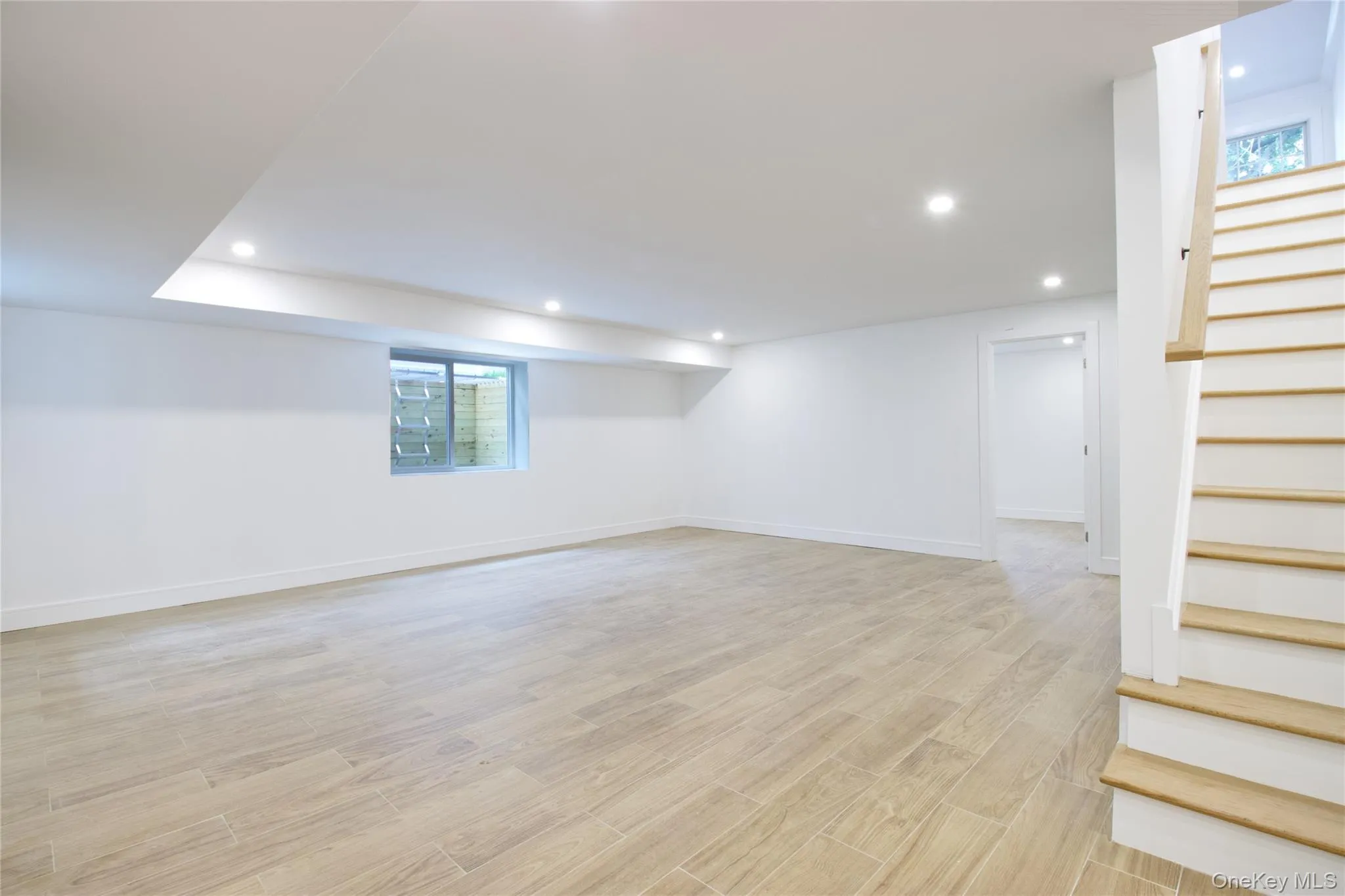 30 Kirkwood, North Hempstead, NY, 4 Bedrooms Bedrooms, 8 Rooms Rooms,2 BathroomsBathrooms,Residential Lease,For Rent,Kirkwood,0,1005355 30 Kirkwood, North Hempstead, NY, 4 Bedrooms Bedrooms, 8 Rooms Rooms,2 BathroomsBathrooms,Residential Lease,For Rent,Kirkwood,0,1005355