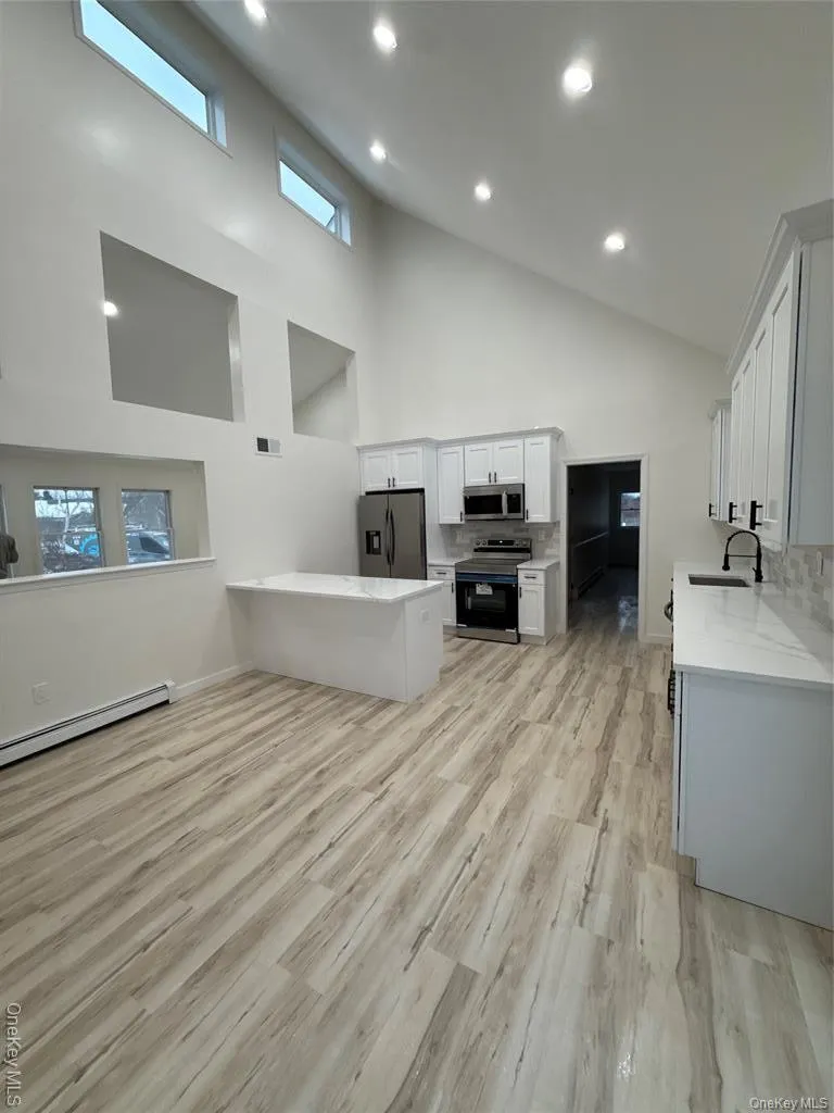 24 Kimberly Court, Riverhead, NY, 4 Bedrooms Bedrooms, 7 Rooms Rooms,3 BathroomsBathrooms,Residential,For Rent,Kimberly,0,1005358 24 Kimberly Court, Riverhead, NY, 4 Bedrooms Bedrooms, 7 Rooms Rooms,3 BathroomsBathrooms,Residential,For Rent,Kimberly,0,1005358