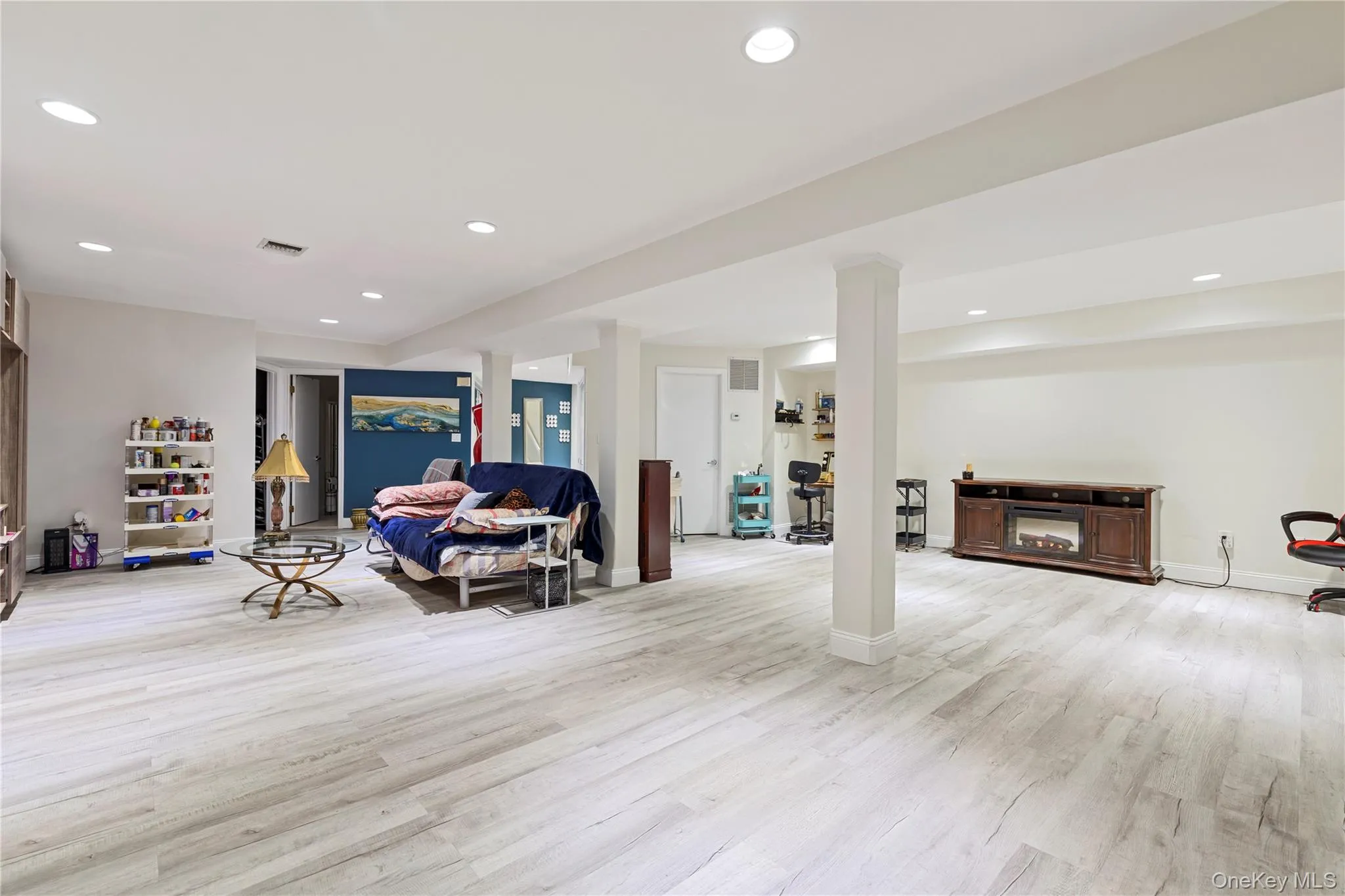 83 Foxwood Drive, Oyster Bay, NY, 3 Bedrooms Bedrooms, 11 Rooms Rooms,3 BathroomsBathrooms,Residential,For Rent,Foxwood,0,1005359 83 Foxwood Drive, Oyster Bay, NY, 3 Bedrooms Bedrooms, 11 Rooms Rooms,3 BathroomsBathrooms,Residential,For Rent,Foxwood,0,1005359