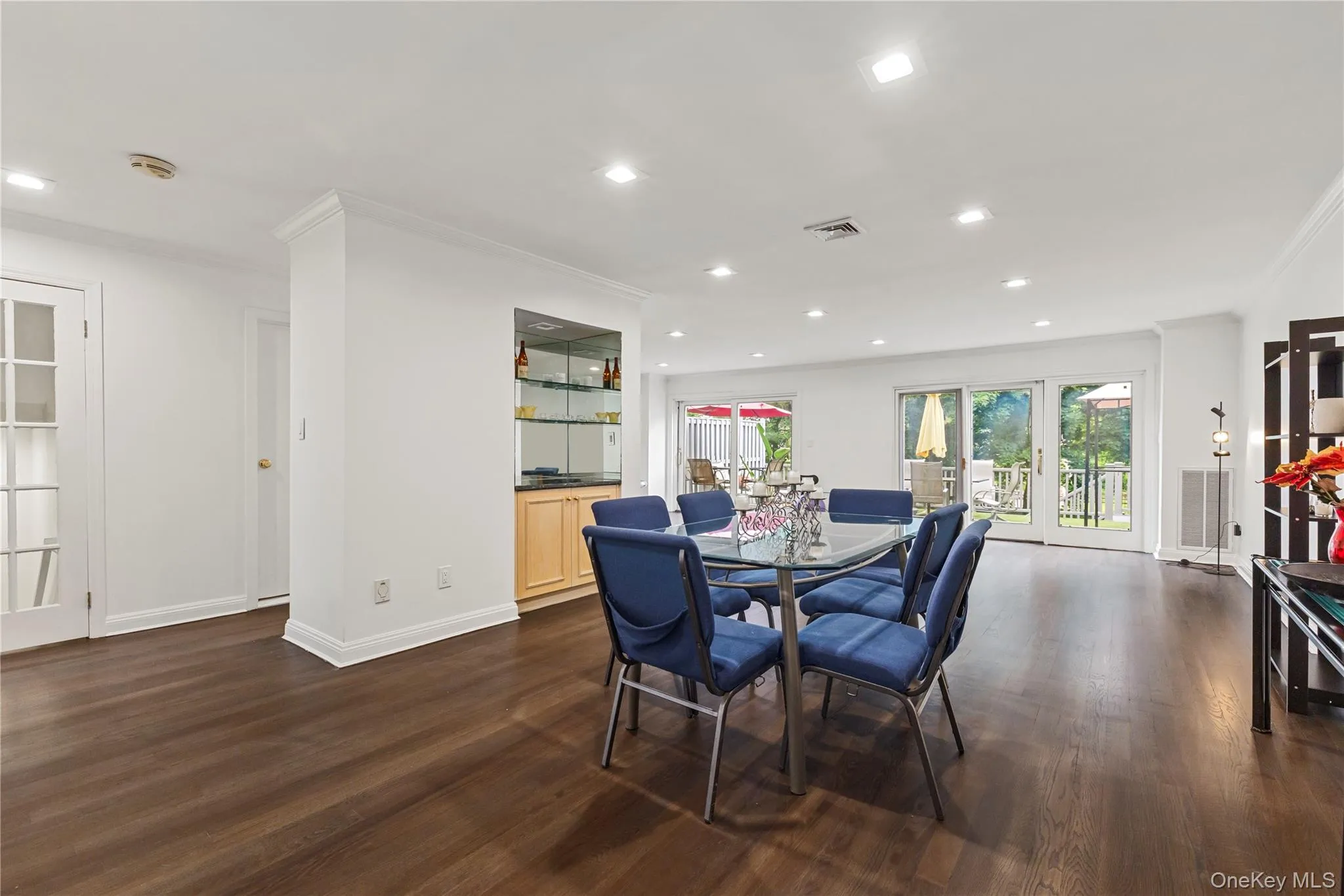 83 Foxwood Drive, Oyster Bay, NY, 3 Bedrooms Bedrooms, 11 Rooms Rooms,3 BathroomsBathrooms,Residential,For Rent,Foxwood,0,1005359 83 Foxwood Drive, Oyster Bay, NY, 3 Bedrooms Bedrooms, 11 Rooms Rooms,3 BathroomsBathrooms,Residential,For Rent,Foxwood,0,1005359