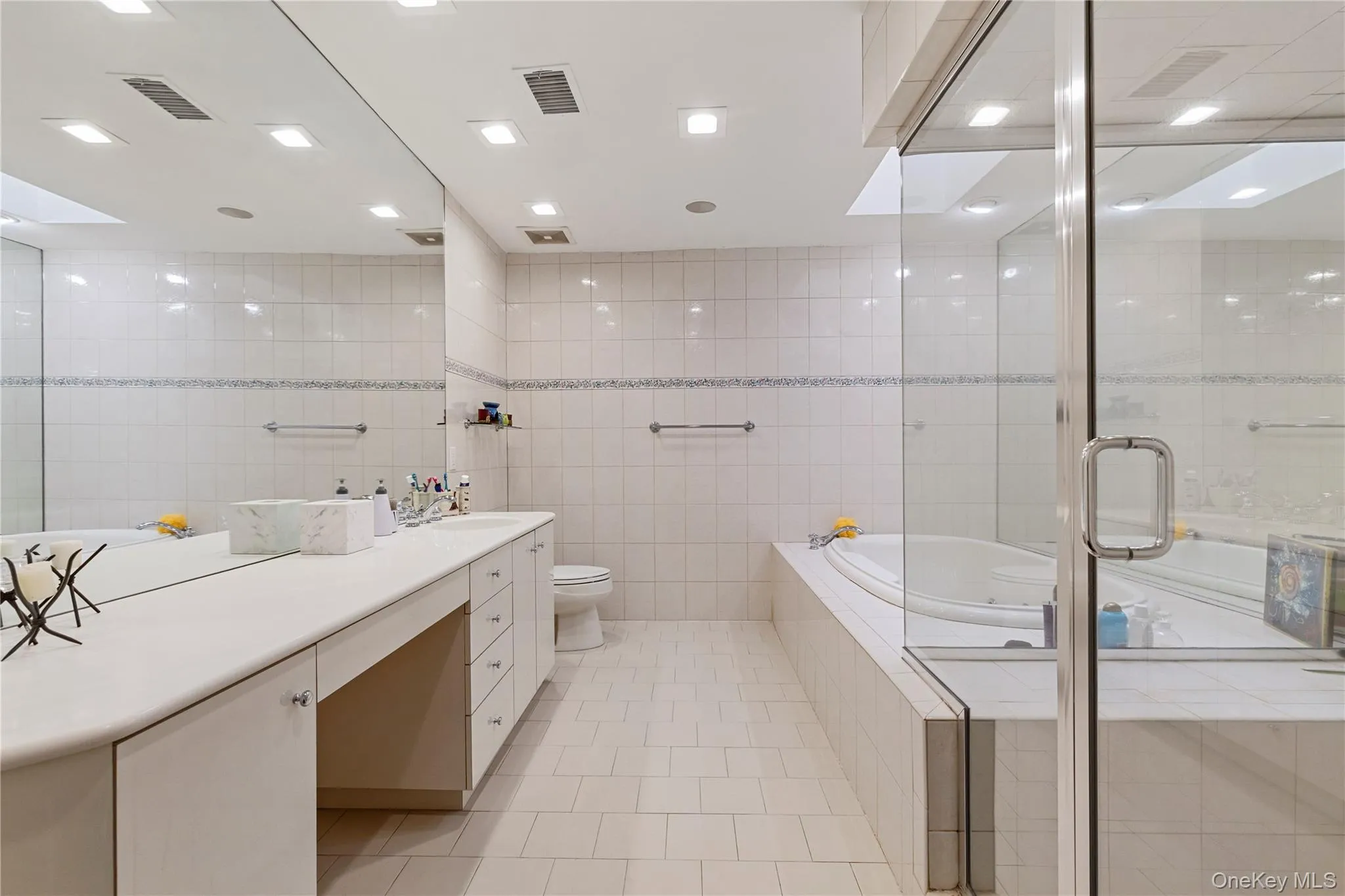 83 Foxwood Drive, Oyster Bay, NY, 3 Bedrooms Bedrooms, 11 Rooms Rooms,3 BathroomsBathrooms,Residential,For Rent,Foxwood,0,1005359 83 Foxwood Drive, Oyster Bay, NY, 3 Bedrooms Bedrooms, 11 Rooms Rooms,3 BathroomsBathrooms,Residential,For Rent,Foxwood,0,1005359