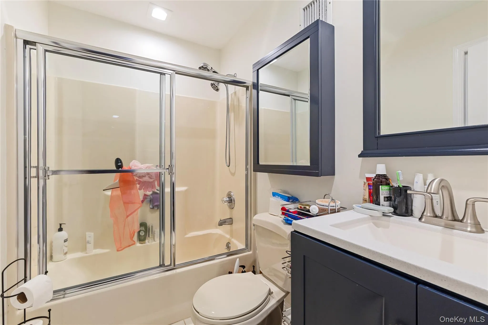83 Foxwood Drive, Oyster Bay, NY, 3 Bedrooms Bedrooms, 11 Rooms Rooms,3 BathroomsBathrooms,Residential,For Rent,Foxwood,0,1005359 83 Foxwood Drive, Oyster Bay, NY, 3 Bedrooms Bedrooms, 11 Rooms Rooms,3 BathroomsBathrooms,Residential,For Rent,Foxwood,0,1005359