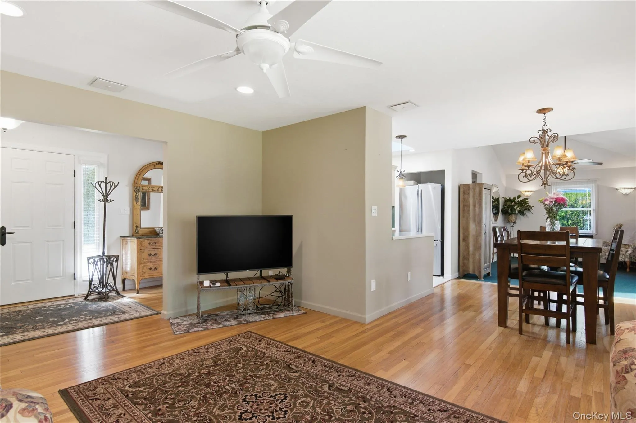 157 Belleview Avenue, Brookhaven, NY, 2 Bedrooms Bedrooms, 7 Rooms Rooms,3 BathroomsBathrooms,Residential,For Rent,Belleview,0,1005360 157 Belleview Avenue, Brookhaven, NY, 2 Bedrooms Bedrooms, 7 Rooms Rooms,3 BathroomsBathrooms,Residential,For Rent,Belleview,0,1005360