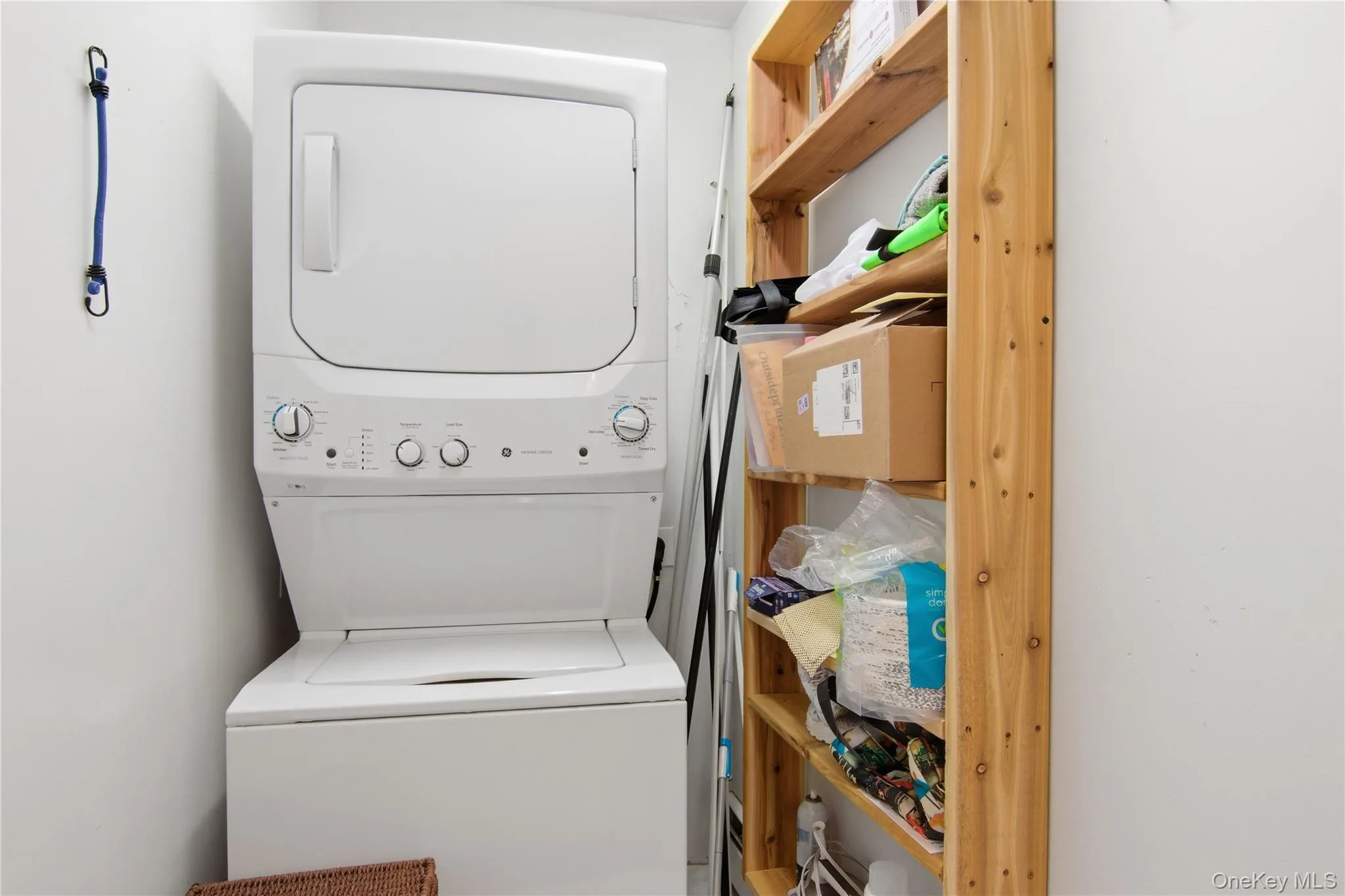 157 Belleview Avenue, Brookhaven, NY, 2 Bedrooms Bedrooms, 7 Rooms Rooms,3 BathroomsBathrooms,Residential,For Rent,Belleview,0,1005360 157 Belleview Avenue, Brookhaven, NY, 2 Bedrooms Bedrooms, 7 Rooms Rooms,3 BathroomsBathrooms,Residential,For Rent,Belleview,0,1005360