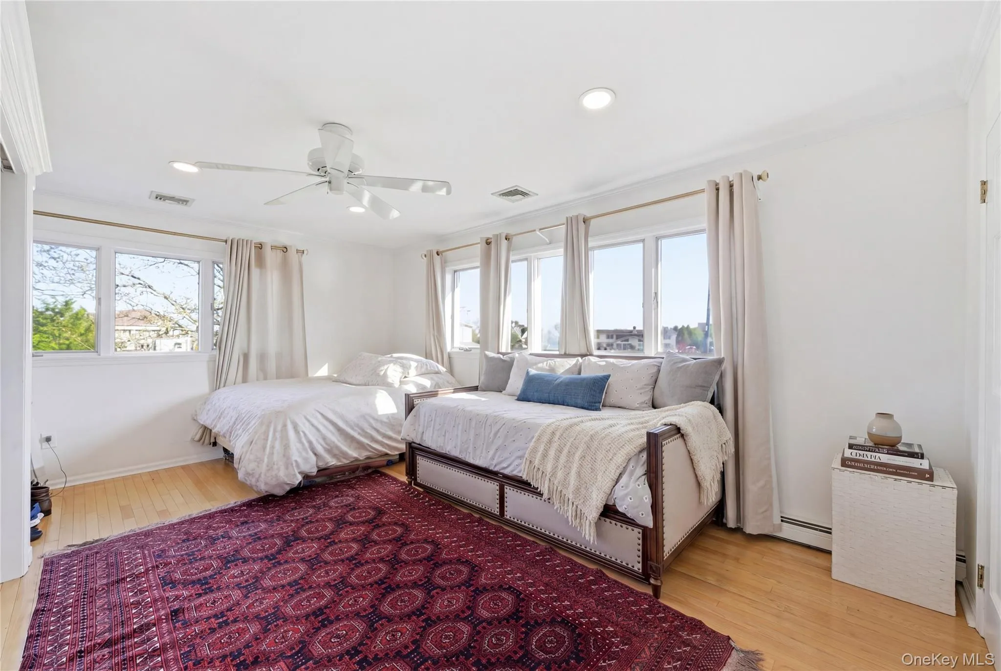 31 The Moor, Islip, NY, 5 Bedrooms Bedrooms, 11 Rooms Rooms,3 BathroomsBathrooms,Residential Lease,For Rent,The Moor,0,1005363 31 The Moor, Islip, NY, 5 Bedrooms Bedrooms, 11 Rooms Rooms,3 BathroomsBathrooms,Residential Lease,For Rent,The Moor,0,1005363