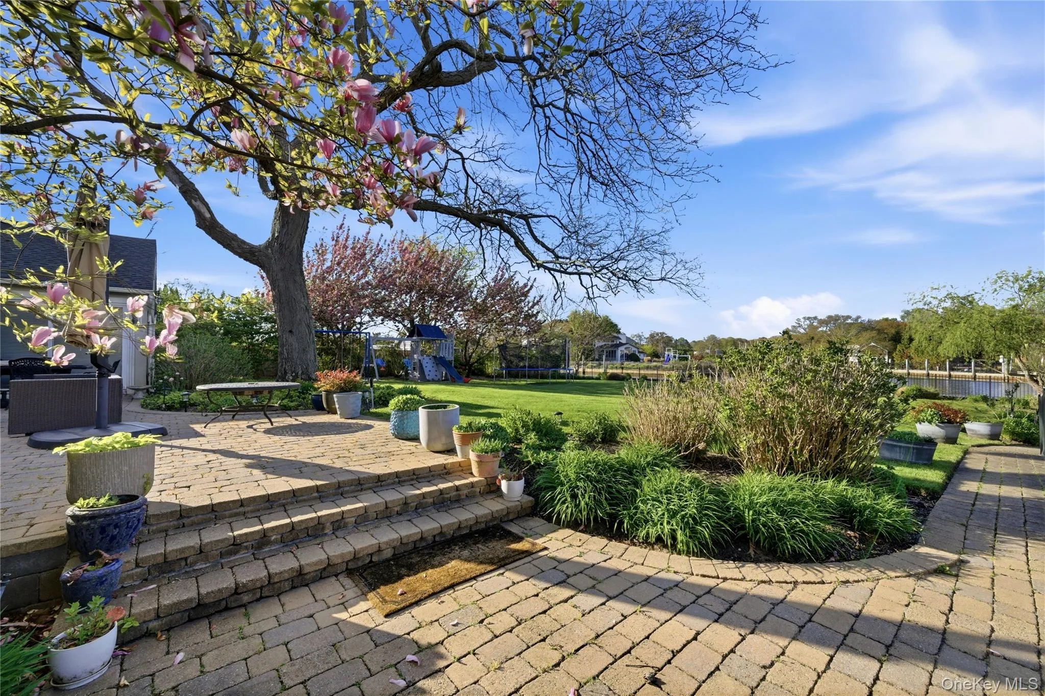 31 The Moor, Islip, NY, 5 Bedrooms Bedrooms, 11 Rooms Rooms,3 BathroomsBathrooms,Residential Lease,For Rent,The Moor,0,1005363 31 The Moor, Islip, NY, 5 Bedrooms Bedrooms, 11 Rooms Rooms,3 BathroomsBathrooms,Residential Lease,For Rent,The Moor,0,1005363
