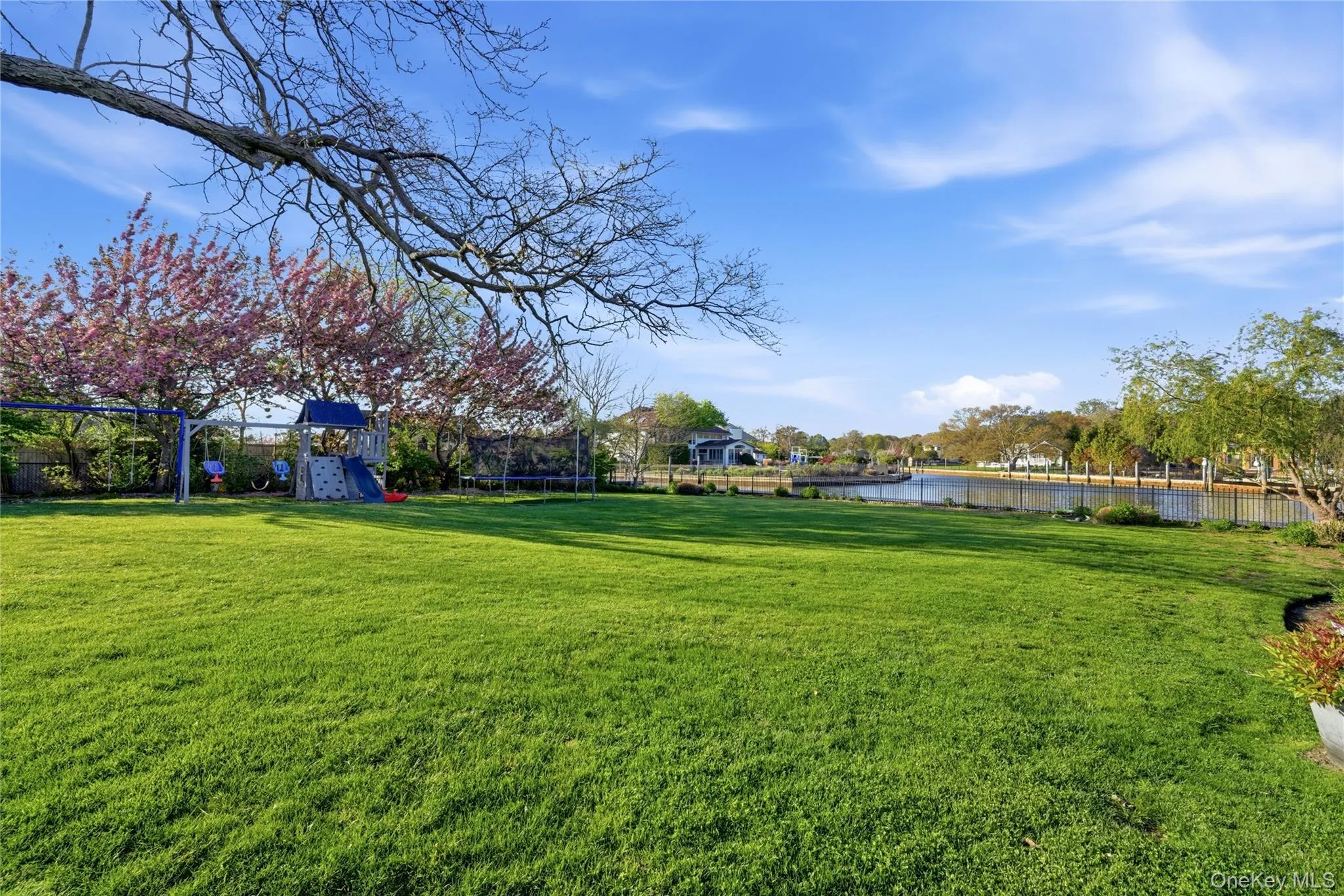 31 The Moor, Islip, NY, 5 Bedrooms Bedrooms, 11 Rooms Rooms,3 BathroomsBathrooms,Residential Lease,For Rent,The Moor,0,1005363 31 The Moor, Islip, NY, 5 Bedrooms Bedrooms, 11 Rooms Rooms,3 BathroomsBathrooms,Residential Lease,For Rent,The Moor,0,1005363
