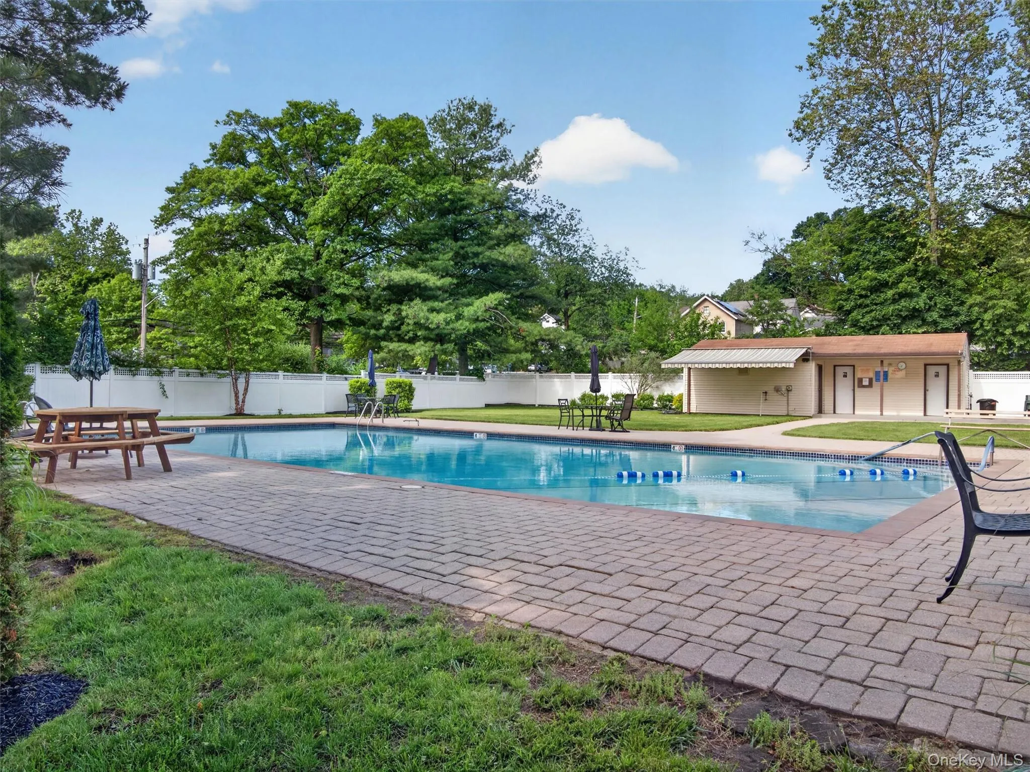 10E Blue Hill, Orangetown, NY, 1 Bedroom Bedrooms, 3 Rooms Rooms,1 BathroomBathrooms,Residential,For Rent,Blue Hill,0,1005364 10E Blue Hill, Orangetown, NY, 1 Bedroom Bedrooms, 3 Rooms Rooms,1 BathroomBathrooms,Residential,For Rent,Blue Hill,0,1005364