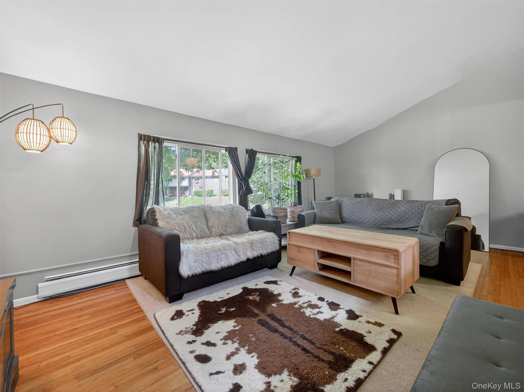 10E Blue Hill, Orangetown, NY, 1 Bedroom Bedrooms, 3 Rooms Rooms,1 BathroomBathrooms,Residential,For Rent,Blue Hill,0,1005364 10E Blue Hill, Orangetown, NY, 1 Bedroom Bedrooms, 3 Rooms Rooms,1 BathroomBathrooms,Residential,For Rent,Blue Hill,0,1005364
