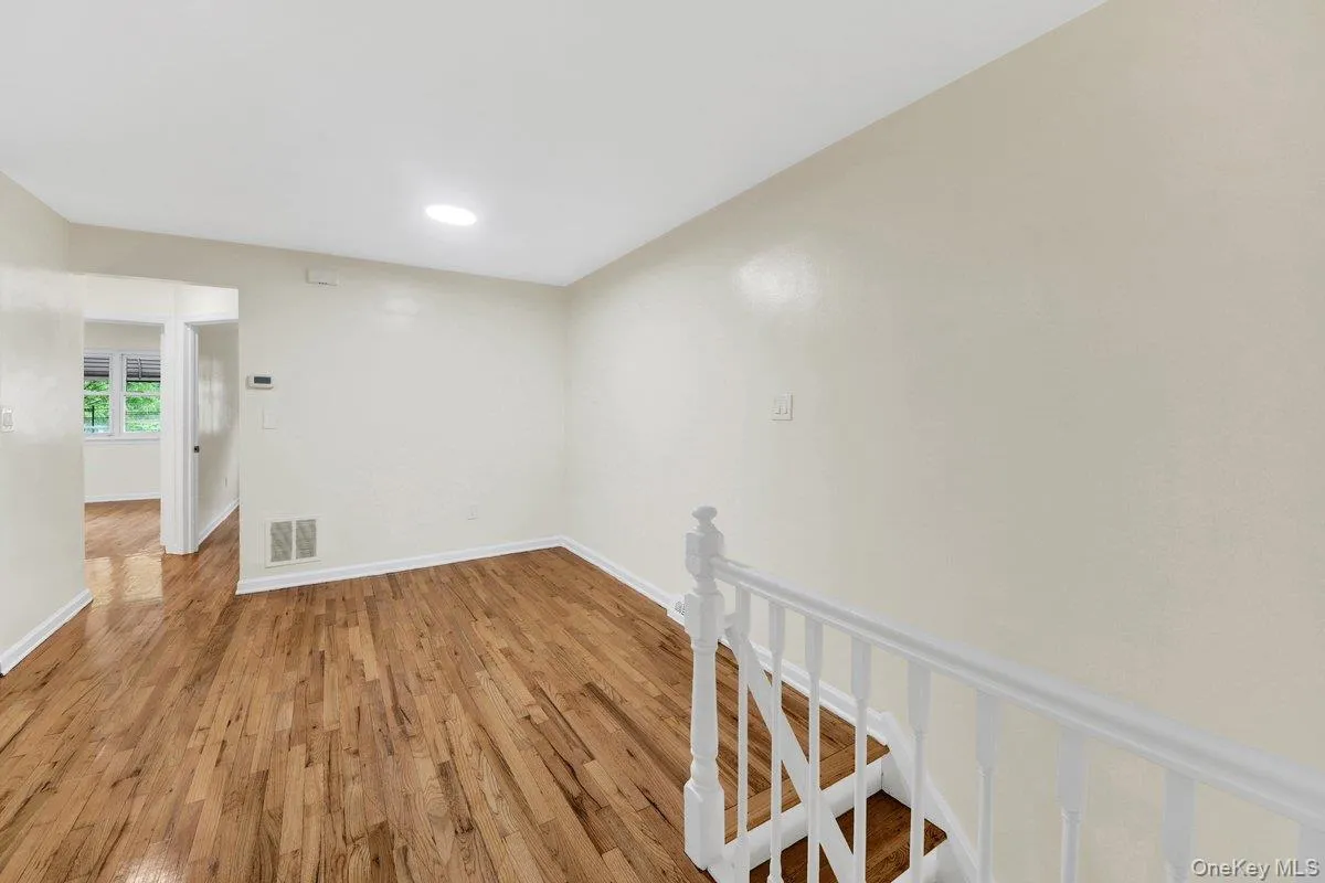 3722 Bronxwood Avenue, New York, NY, 3 Bedrooms Bedrooms, 3 Rooms Rooms,1 BathroomBathrooms,Residential Lease,For Rent,Bronxwood,0,1005369 3722 Bronxwood Avenue, New York, NY, 3 Bedrooms Bedrooms, 3 Rooms Rooms,1 BathroomBathrooms,Residential Lease,For Rent,Bronxwood,0,1005369