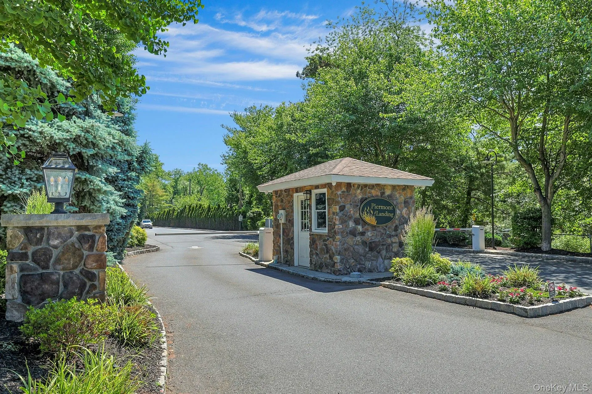 25 Gair Street, Orangetown, NY, 1 Bedroom Bedrooms, 4 Rooms Rooms,1 BathroomBathrooms,Residential,For Rent,Gair,0,1005371 25 Gair Street, Orangetown, NY, 1 Bedroom Bedrooms, 4 Rooms Rooms,1 BathroomBathrooms,Residential,For Rent,Gair,0,1005371