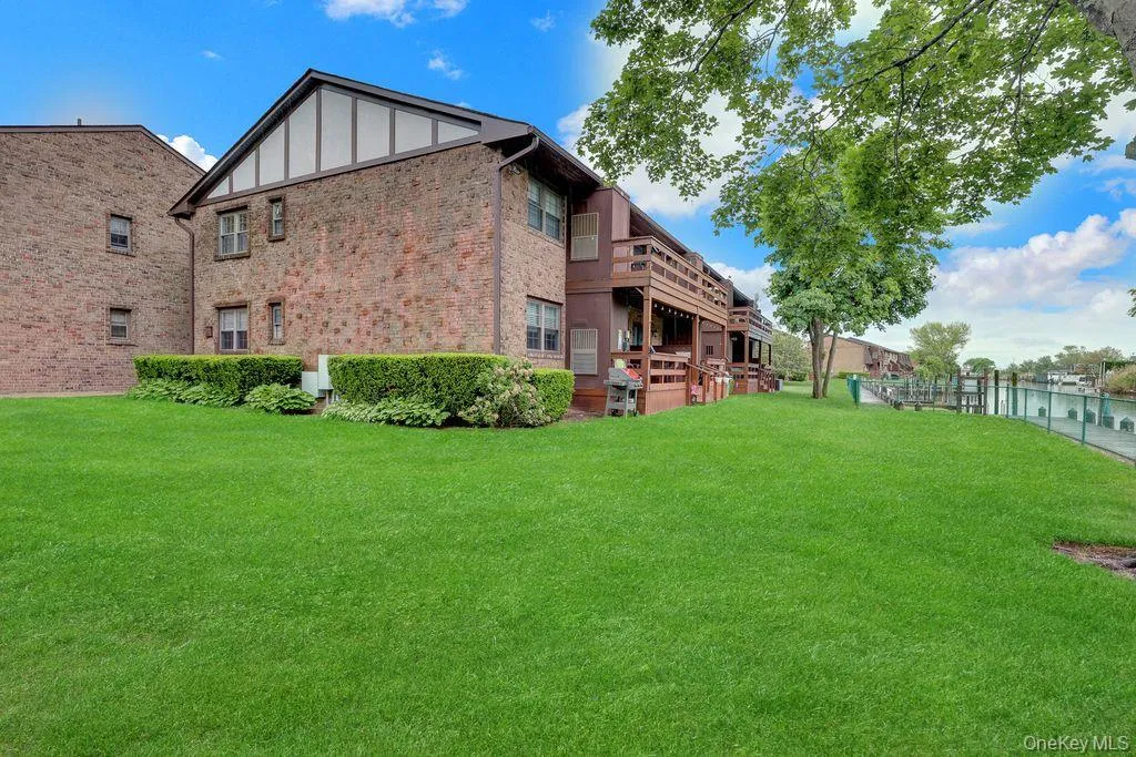 102 Mariners Way, Babylon, NY, 1 Bedroom Bedrooms, 4 Rooms Rooms,1 BathroomBathrooms,Residential,For Rent,Mariners,0,1005373 102 Mariners Way, Babylon, NY, 1 Bedroom Bedrooms, 4 Rooms Rooms,1 BathroomBathrooms,Residential,For Rent,Mariners,0,1005373