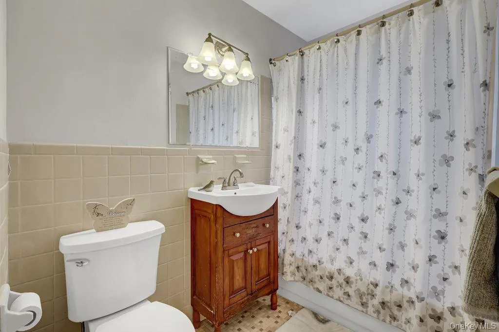 102 Mariners Way, Babylon, NY, 1 Bedroom Bedrooms, 4 Rooms Rooms,1 BathroomBathrooms,Residential,For Rent,Mariners,0,1005373 102 Mariners Way, Babylon, NY, 1 Bedroom Bedrooms, 4 Rooms Rooms,1 BathroomBathrooms,Residential,For Rent,Mariners,0,1005373