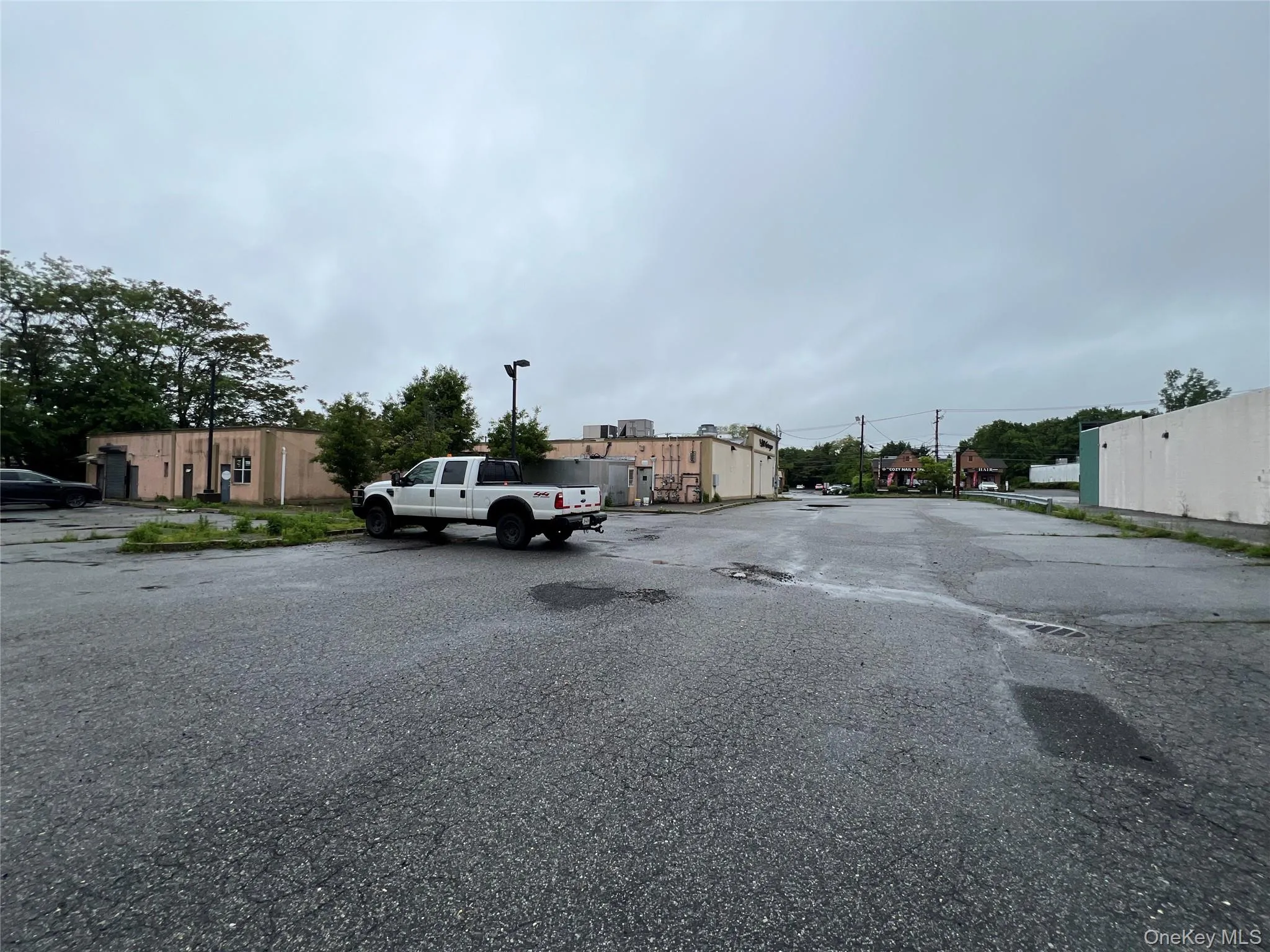 3012A+3012 Jericho Turnpike, Huntington, NY, ,Commercial Lease,For Rent,Jericho,0,1005377 3012A+3012 Jericho Turnpike, Huntington, NY, ,Commercial Lease,For Rent,Jericho,0,1005377