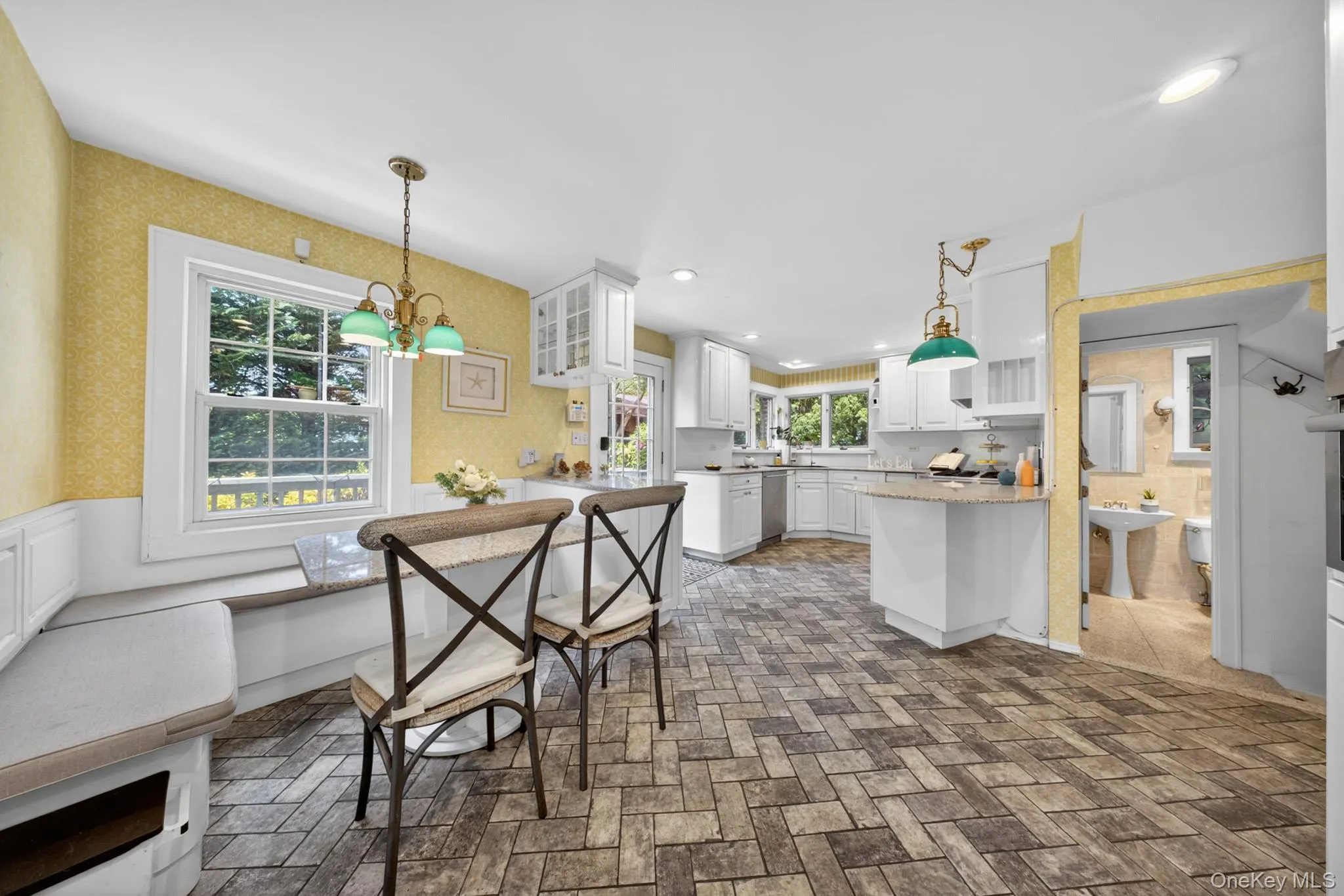 66 Walter Avenue, Oyster Bay, NY, 4 Bedrooms Bedrooms, 8 Rooms Rooms,2 BathroomsBathrooms,Residential,For Rent,Walter,0,1005382 66 Walter Avenue, Oyster Bay, NY, 4 Bedrooms Bedrooms, 8 Rooms Rooms,2 BathroomsBathrooms,Residential,For Rent,Walter,0,1005382