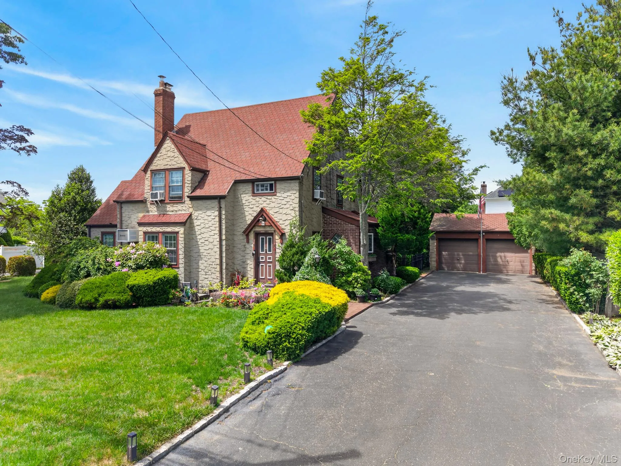 66 Walter Avenue, Oyster Bay, NY, 4 Bedrooms Bedrooms, 8 Rooms Rooms,2 BathroomsBathrooms,Residential,For Rent,Walter,0,1005382 66 Walter Avenue, Oyster Bay, NY, 4 Bedrooms Bedrooms, 8 Rooms Rooms,2 BathroomsBathrooms,Residential,For Rent,Walter,0,1005382