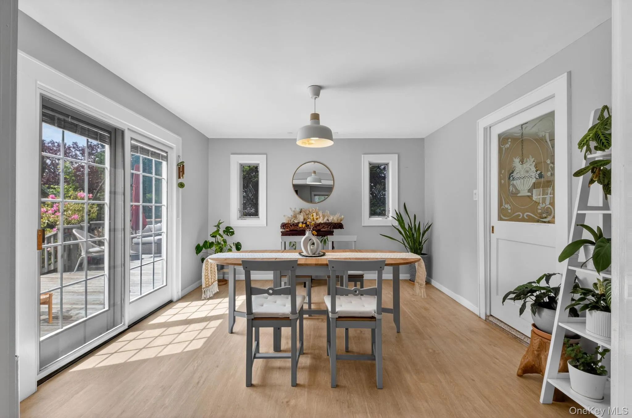66 Walter Avenue, Oyster Bay, NY, 4 Bedrooms Bedrooms, 8 Rooms Rooms,2 BathroomsBathrooms,Residential,For Rent,Walter,0,1005382 66 Walter Avenue, Oyster Bay, NY, 4 Bedrooms Bedrooms, 8 Rooms Rooms,2 BathroomsBathrooms,Residential,For Rent,Walter,0,1005382