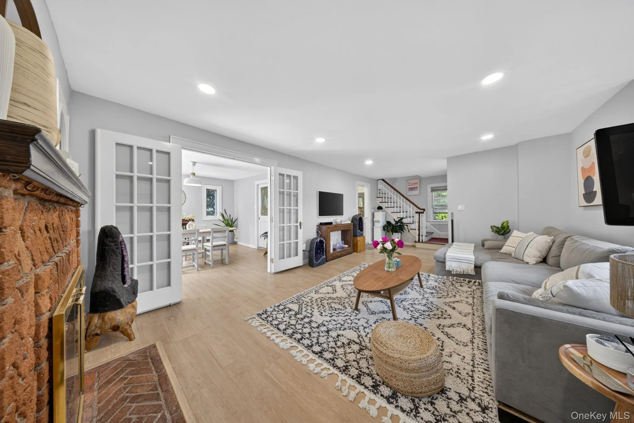 66 Walter Avenue, Oyster Bay, NY, 4 Bedrooms Bedrooms, 8 Rooms Rooms,2 BathroomsBathrooms,Residential,For Rent,Walter,0,1005382 66 Walter Avenue, Oyster Bay, NY, 4 Bedrooms Bedrooms, 8 Rooms Rooms,2 BathroomsBathrooms,Residential,For Rent,Walter,0,1005382