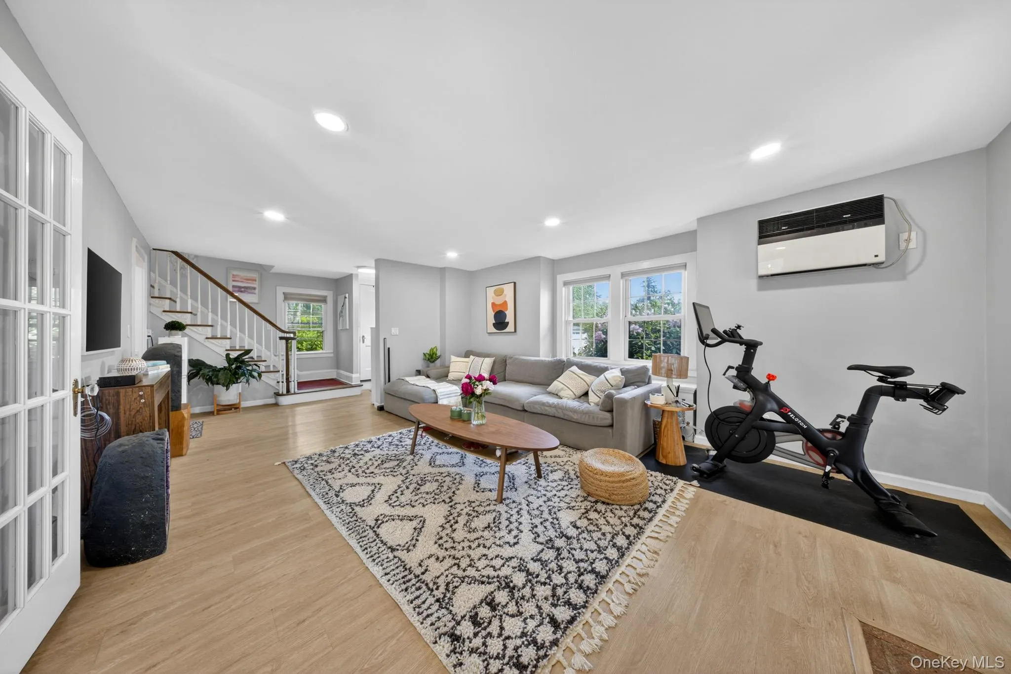 66 Walter Avenue, Oyster Bay, NY, 4 Bedrooms Bedrooms, 8 Rooms Rooms,2 BathroomsBathrooms,Residential,For Rent,Walter,0,1005382 66 Walter Avenue, Oyster Bay, NY, 4 Bedrooms Bedrooms, 8 Rooms Rooms,2 BathroomsBathrooms,Residential,For Rent,Walter,0,1005382