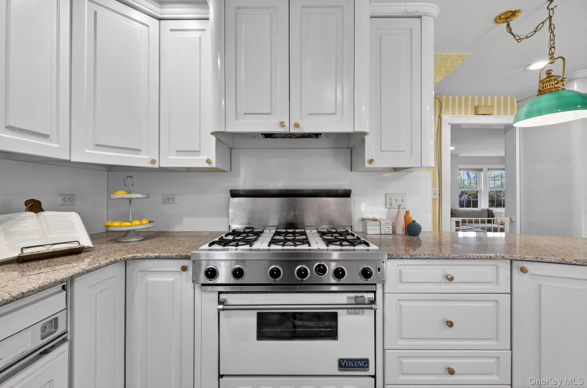 66 Walter Avenue, Oyster Bay, NY, 4 Bedrooms Bedrooms, 8 Rooms Rooms,2 BathroomsBathrooms,Residential,For Rent,Walter,0,1005382 66 Walter Avenue, Oyster Bay, NY, 4 Bedrooms Bedrooms, 8 Rooms Rooms,2 BathroomsBathrooms,Residential,For Rent,Walter,0,1005382