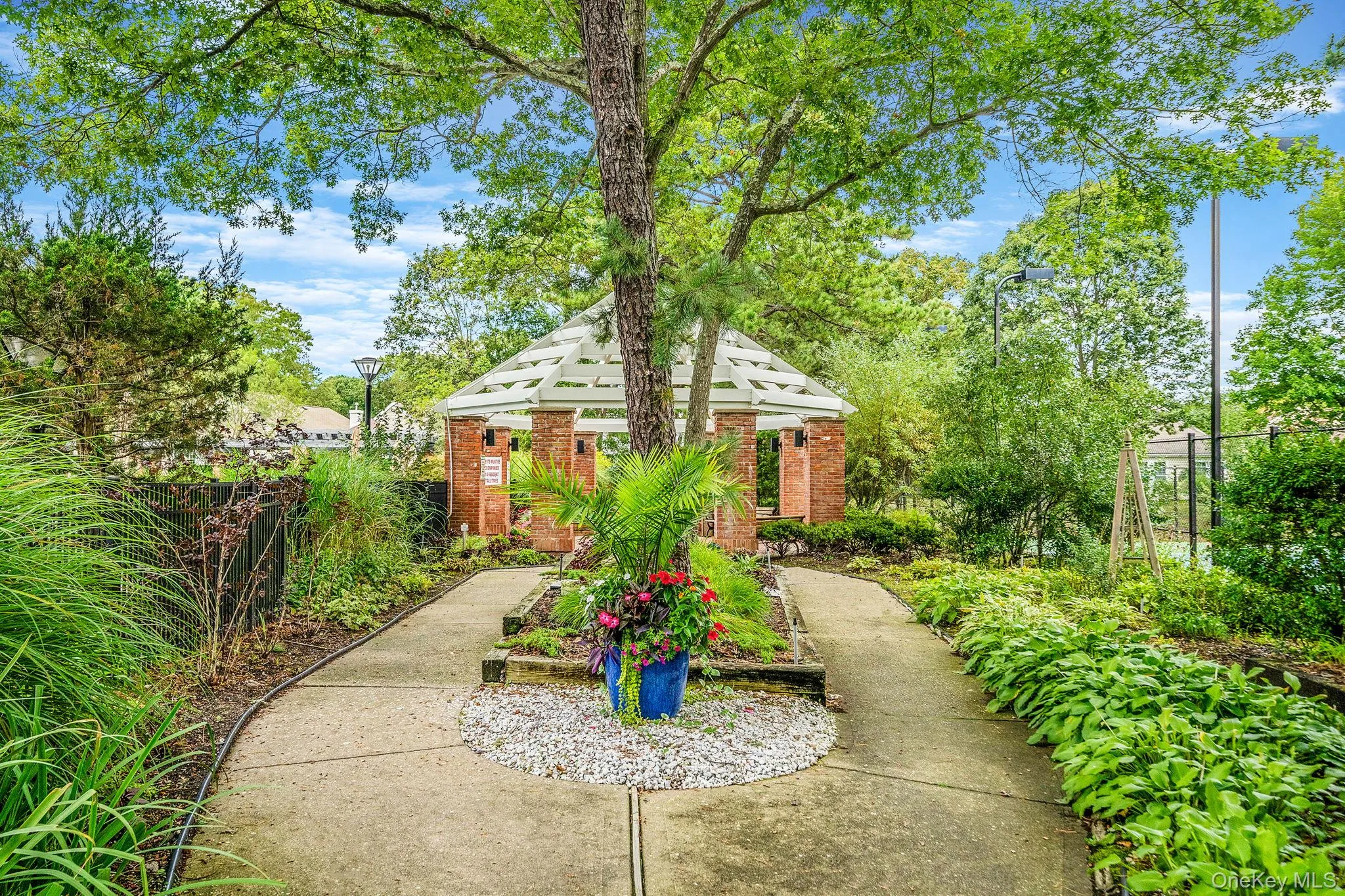 576 Leisure Drive, Brookhaven, NY, 2 Bedrooms Bedrooms, 7 Rooms Rooms,2 BathroomsBathrooms,Residential,For Rent,Leisure,0,1005385 576 Leisure Drive, Brookhaven, NY, 2 Bedrooms Bedrooms, 7 Rooms Rooms,2 BathroomsBathrooms,Residential,For Rent,Leisure,0,1005385