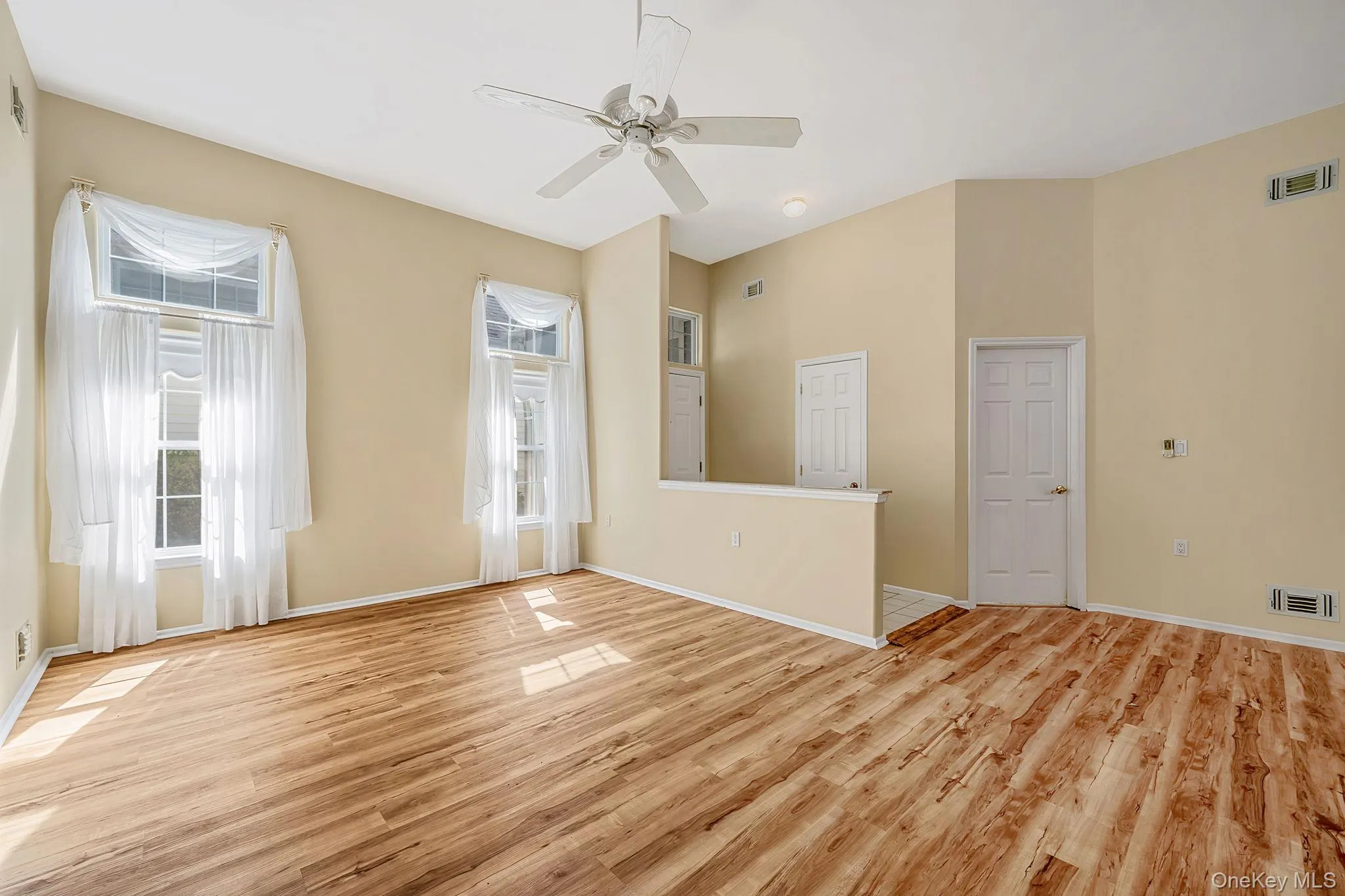 576 Leisure Drive, Brookhaven, NY, 2 Bedrooms Bedrooms, 7 Rooms Rooms,2 BathroomsBathrooms,Residential,For Rent,Leisure,0,1005385 576 Leisure Drive, Brookhaven, NY, 2 Bedrooms Bedrooms, 7 Rooms Rooms,2 BathroomsBathrooms,Residential,For Rent,Leisure,0,1005385