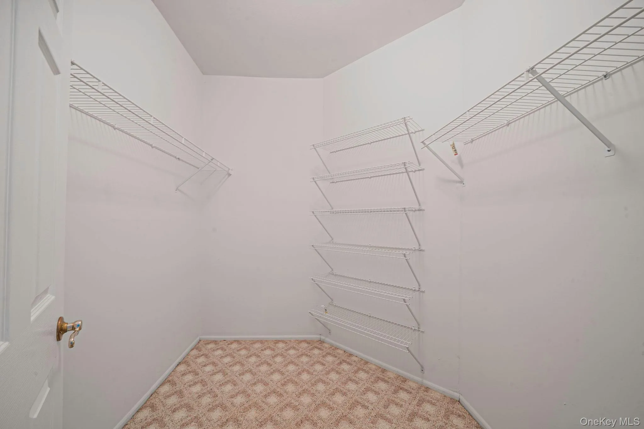 576 Leisure Drive, Brookhaven, NY, 2 Bedrooms Bedrooms, 7 Rooms Rooms,2 BathroomsBathrooms,Residential,For Rent,Leisure,0,1005385 576 Leisure Drive, Brookhaven, NY, 2 Bedrooms Bedrooms, 7 Rooms Rooms,2 BathroomsBathrooms,Residential,For Rent,Leisure,0,1005385
