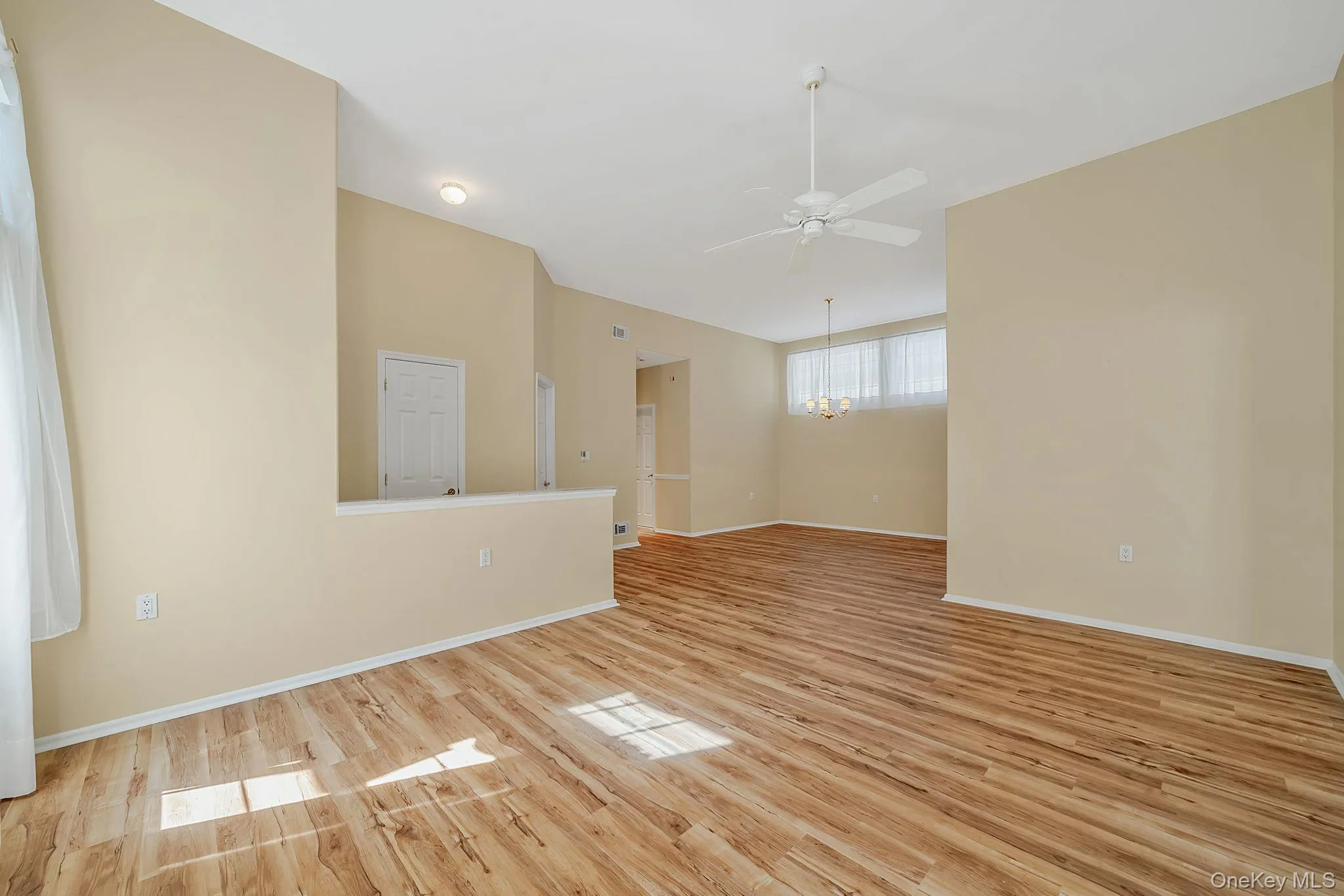 576 Leisure Drive, Brookhaven, NY, 2 Bedrooms Bedrooms, 7 Rooms Rooms,2 BathroomsBathrooms,Residential,For Rent,Leisure,0,1005385 576 Leisure Drive, Brookhaven, NY, 2 Bedrooms Bedrooms, 7 Rooms Rooms,2 BathroomsBathrooms,Residential,For Rent,Leisure,0,1005385