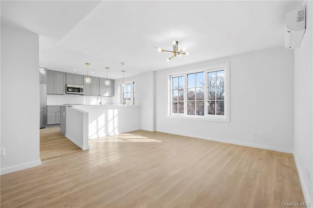 139 Fifth Avenue, Pelham, NY, 2 Bedrooms Bedrooms, 4 Rooms Rooms,2 BathroomsBathrooms,Residential Lease,For Rent,Fifth,0,1005393 139 Fifth Avenue, Pelham, NY, 2 Bedrooms Bedrooms, 4 Rooms Rooms,2 BathroomsBathrooms,Residential Lease,For Rent,Fifth,0,1005393