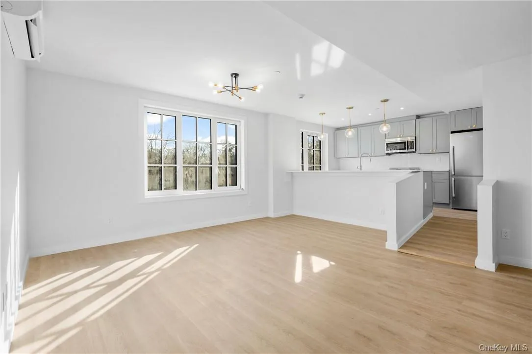 139 Fifth Avenue, Pelham, NY, 2 Bedrooms Bedrooms, 4 Rooms Rooms,2 BathroomsBathrooms,Residential Lease,For Rent,Fifth,0,1005393 139 Fifth Avenue, Pelham, NY, 2 Bedrooms Bedrooms, 4 Rooms Rooms,2 BathroomsBathrooms,Residential Lease,For Rent,Fifth,0,1005393