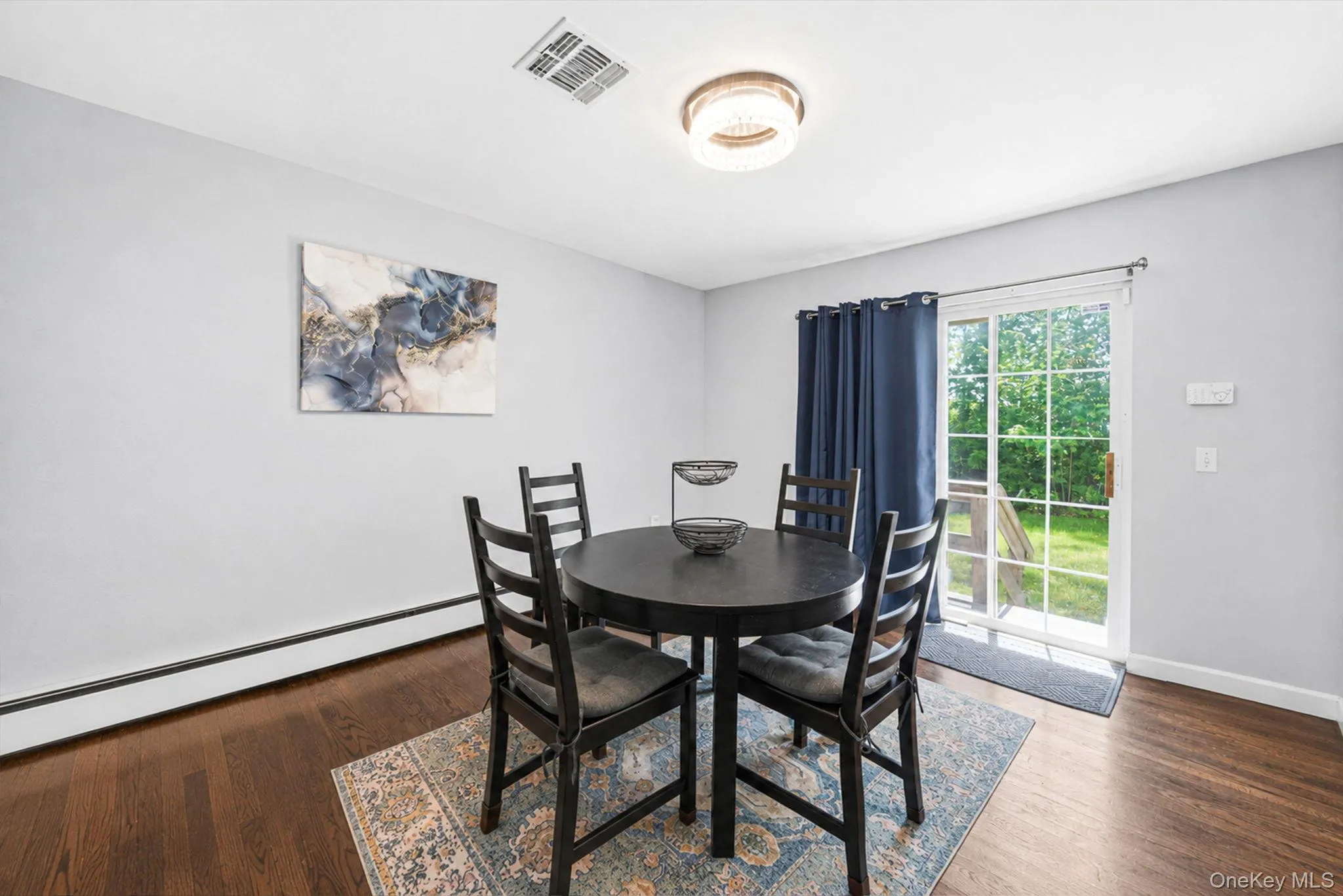 20 Essex Circle, Brookhaven, NY, 3 Bedrooms Bedrooms, 7 Rooms Rooms,3 BathroomsBathrooms,Residential,For Rent,Essex,0,1005395 20 Essex Circle, Brookhaven, NY, 3 Bedrooms Bedrooms, 7 Rooms Rooms,3 BathroomsBathrooms,Residential,For Rent,Essex,0,1005395