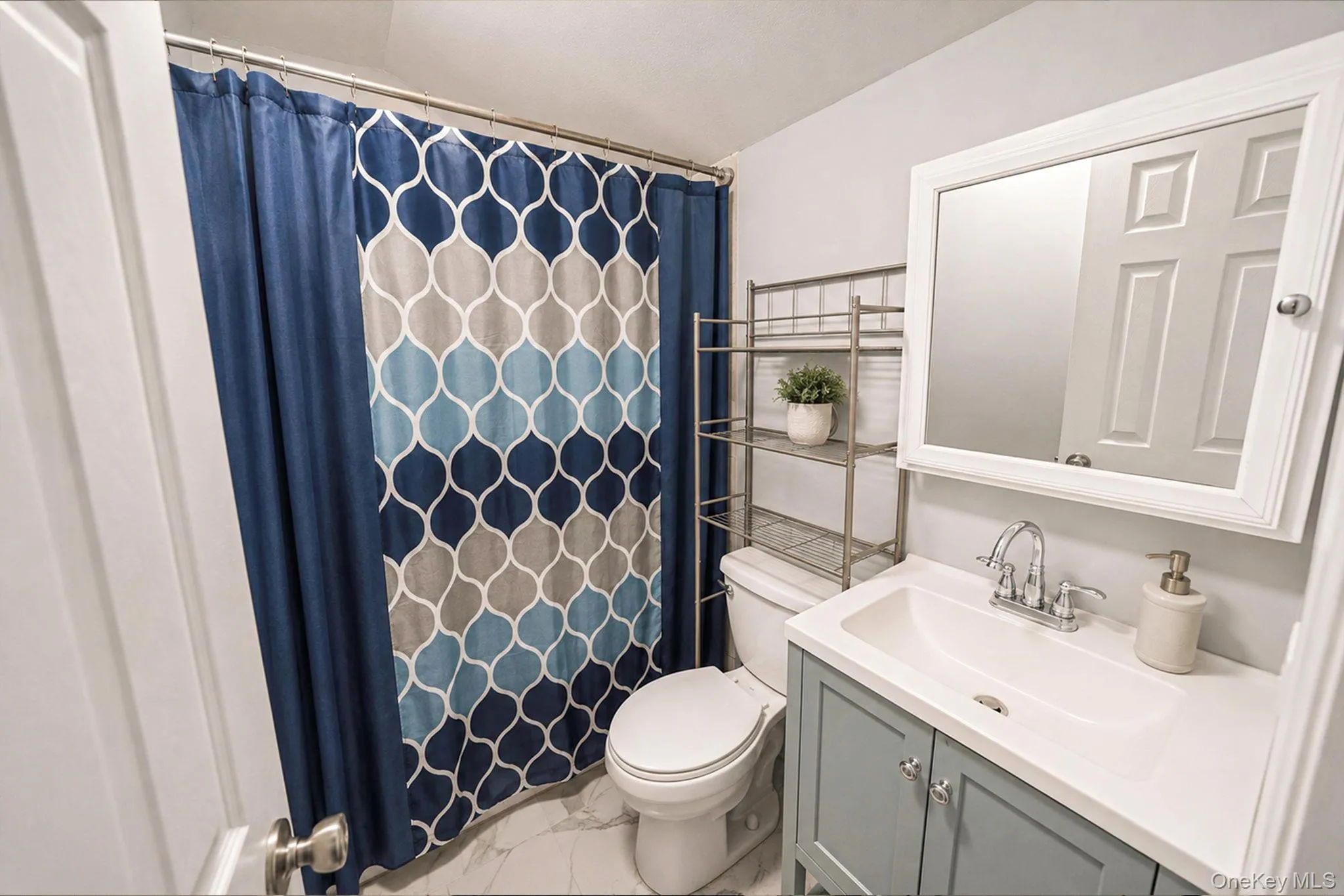 20 Essex Circle, Brookhaven, NY, 3 Bedrooms Bedrooms, 7 Rooms Rooms,3 BathroomsBathrooms,Residential,For Rent,Essex,0,1005395 20 Essex Circle, Brookhaven, NY, 3 Bedrooms Bedrooms, 7 Rooms Rooms,3 BathroomsBathrooms,Residential,For Rent,Essex,0,1005395