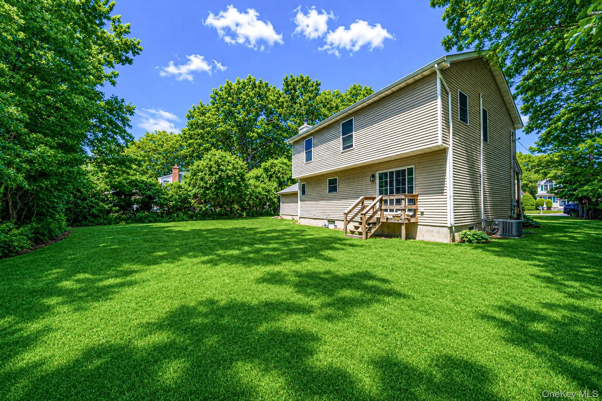 20 Essex Circle, Brookhaven, NY, 3 Bedrooms Bedrooms, 7 Rooms Rooms,3 BathroomsBathrooms,Residential,For Rent,Essex,0,1005395 20 Essex Circle, Brookhaven, NY, 3 Bedrooms Bedrooms, 7 Rooms Rooms,3 BathroomsBathrooms,Residential,For Rent,Essex,0,1005395