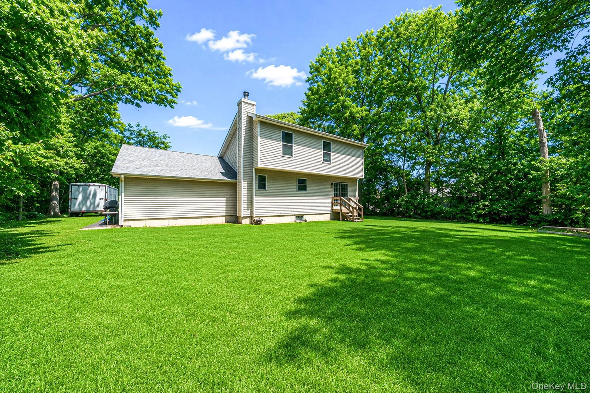 20 Essex Circle, Brookhaven, NY, 3 Bedrooms Bedrooms, 7 Rooms Rooms,3 BathroomsBathrooms,Residential,For Rent,Essex,0,1005395 20 Essex Circle, Brookhaven, NY, 3 Bedrooms Bedrooms, 7 Rooms Rooms,3 BathroomsBathrooms,Residential,For Rent,Essex,0,1005395