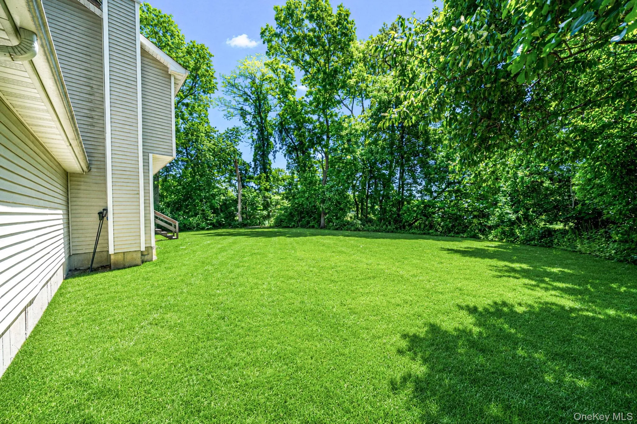 20 Essex Circle, Brookhaven, NY, 3 Bedrooms Bedrooms, 7 Rooms Rooms,3 BathroomsBathrooms,Residential,For Rent,Essex,0,1005395 20 Essex Circle, Brookhaven, NY, 3 Bedrooms Bedrooms, 7 Rooms Rooms,3 BathroomsBathrooms,Residential,For Rent,Essex,0,1005395