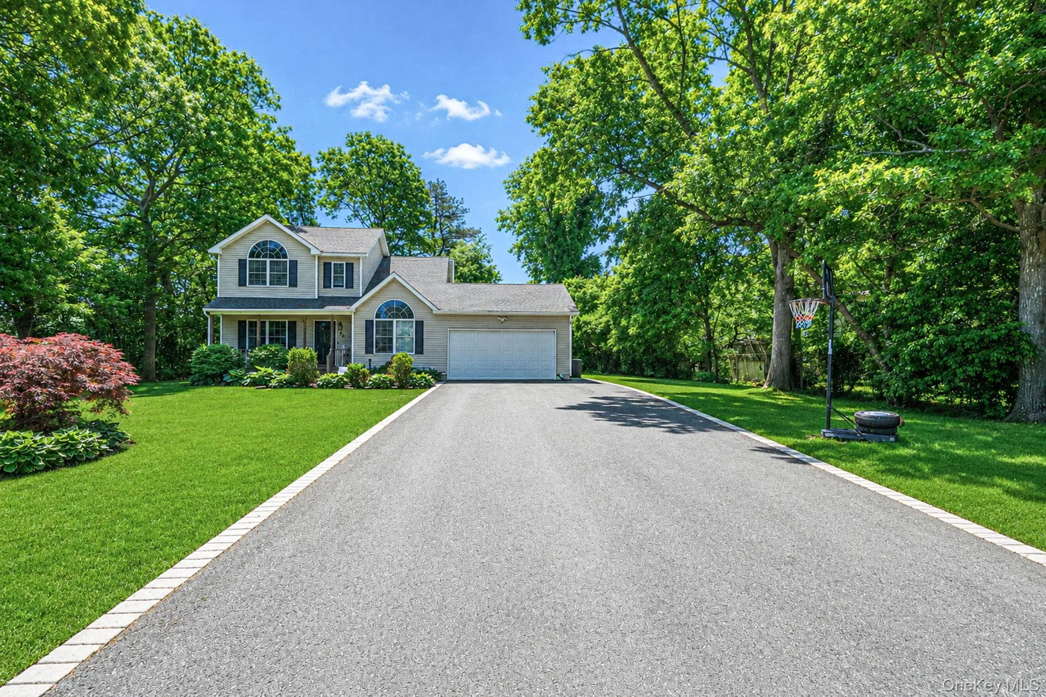 20 Essex Circle, Brookhaven, NY, 3 Bedrooms Bedrooms, 7 Rooms Rooms,3 BathroomsBathrooms,Residential,For Rent,Essex,0,1005395 20 Essex Circle, Brookhaven, NY, 3 Bedrooms Bedrooms, 7 Rooms Rooms,3 BathroomsBathrooms,Residential,For Rent,Essex,0,1005395