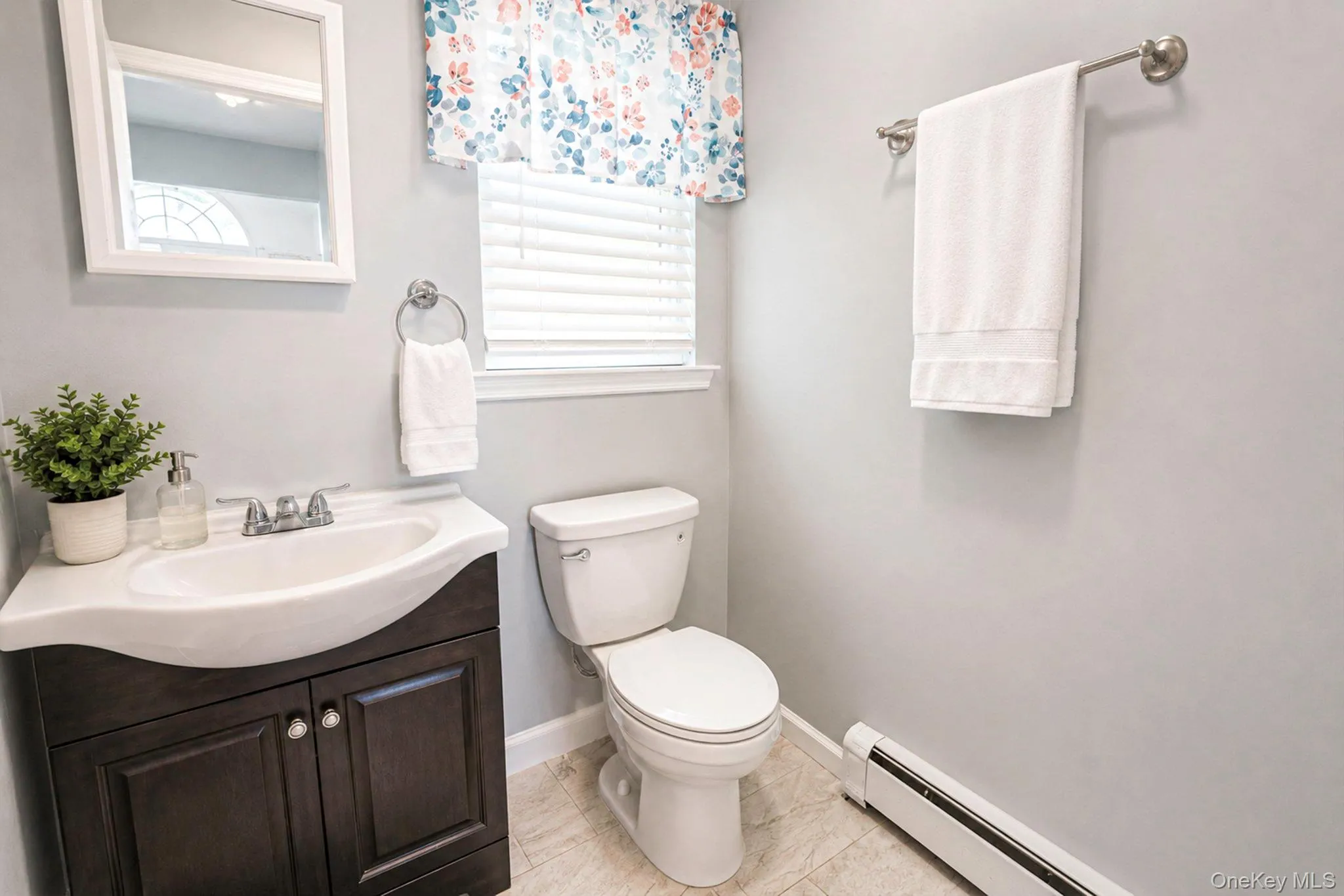 20 Essex Circle, Brookhaven, NY, 3 Bedrooms Bedrooms, 7 Rooms Rooms,3 BathroomsBathrooms,Residential,For Rent,Essex,0,1005395 20 Essex Circle, Brookhaven, NY, 3 Bedrooms Bedrooms, 7 Rooms Rooms,3 BathroomsBathrooms,Residential,For Rent,Essex,0,1005395