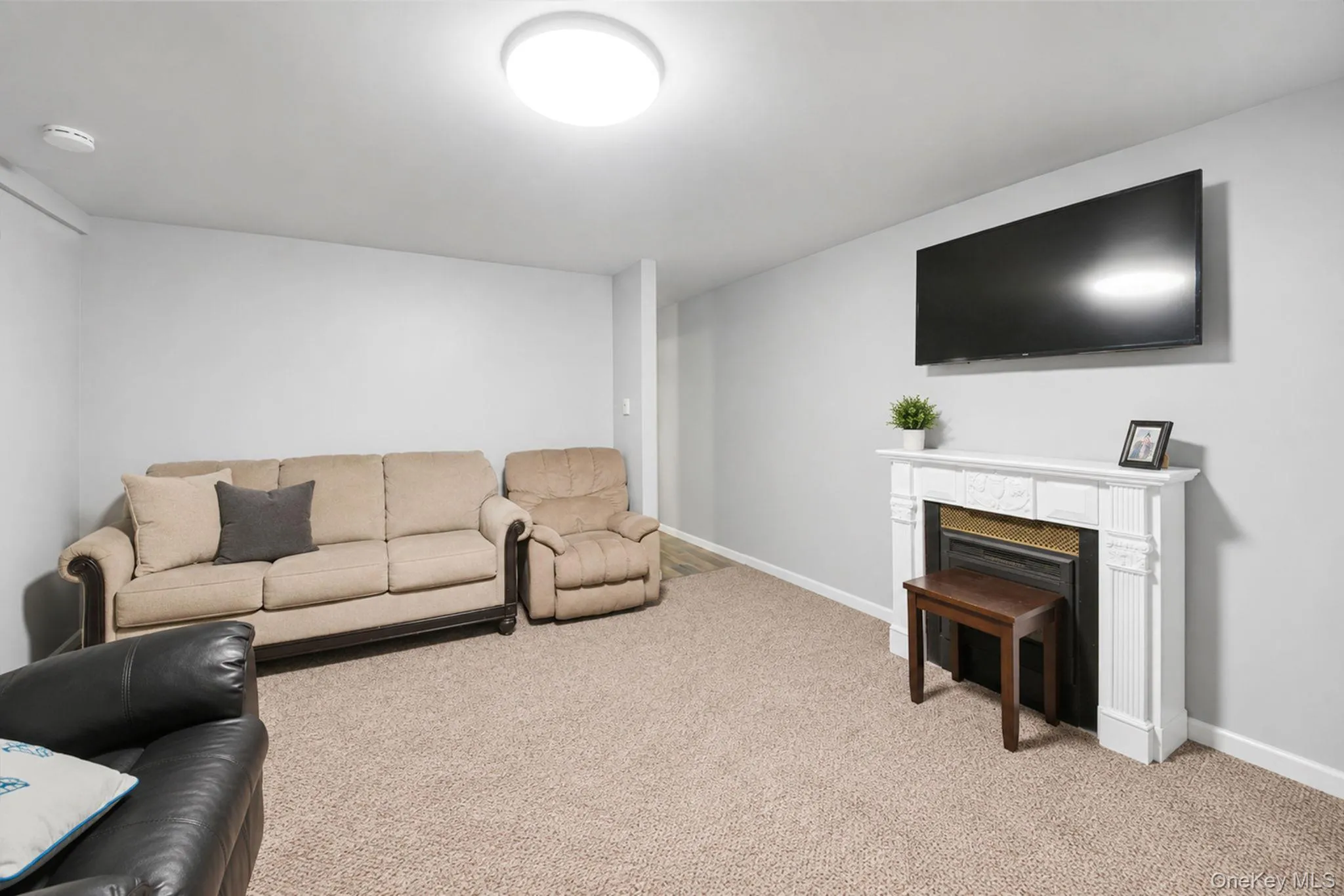 20 Essex Circle, Brookhaven, NY, 3 Bedrooms Bedrooms, 7 Rooms Rooms,3 BathroomsBathrooms,Residential,For Rent,Essex,0,1005395 20 Essex Circle, Brookhaven, NY, 3 Bedrooms Bedrooms, 7 Rooms Rooms,3 BathroomsBathrooms,Residential,For Rent,Essex,0,1005395
