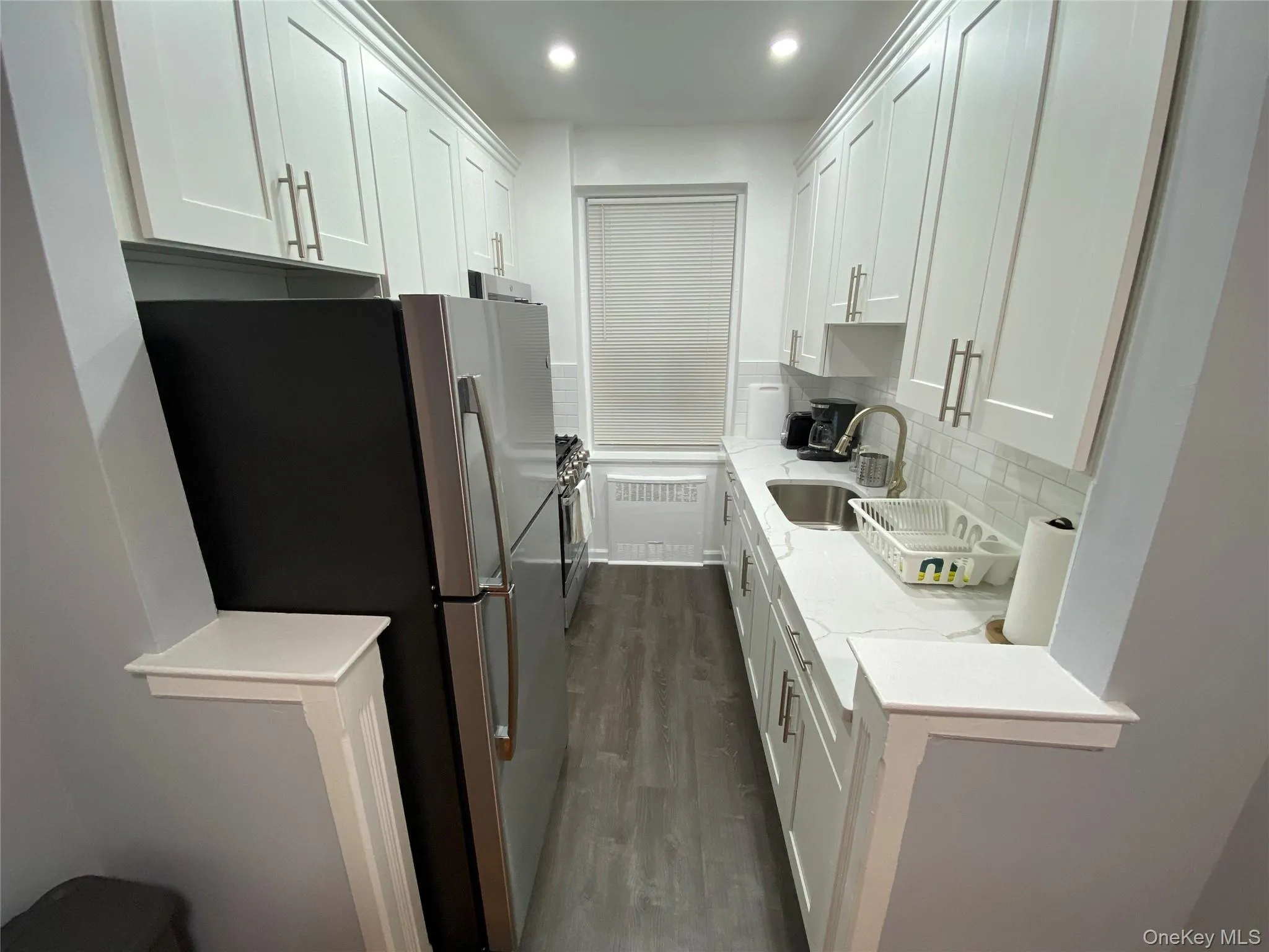 63-60 102nd Street, New York, NY, 1 Bedroom Bedrooms, 4 Rooms Rooms,1 BathroomBathrooms,Residential,For Rent,102nd,0,1005399 63-60 102nd Street, New York, NY, 1 Bedroom Bedrooms, 4 Rooms Rooms,1 BathroomBathrooms,Residential,For Rent,102nd,0,1005399
