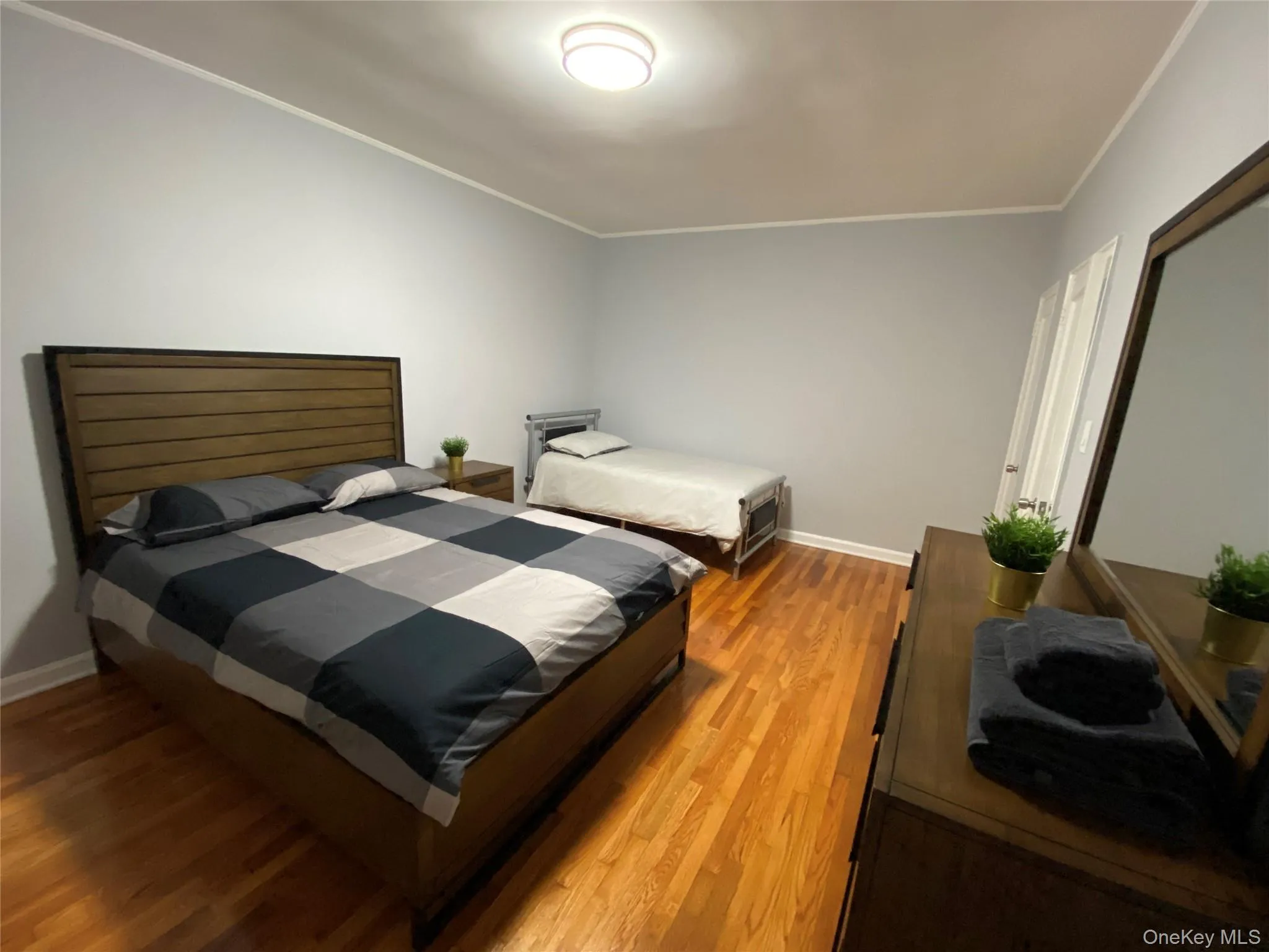 63-60 102nd Street, New York, NY, 1 Bedroom Bedrooms, 4 Rooms Rooms,1 BathroomBathrooms,Residential,For Rent,102nd,0,1005399 63-60 102nd Street, New York, NY, 1 Bedroom Bedrooms, 4 Rooms Rooms,1 BathroomBathrooms,Residential,For Rent,102nd,0,1005399