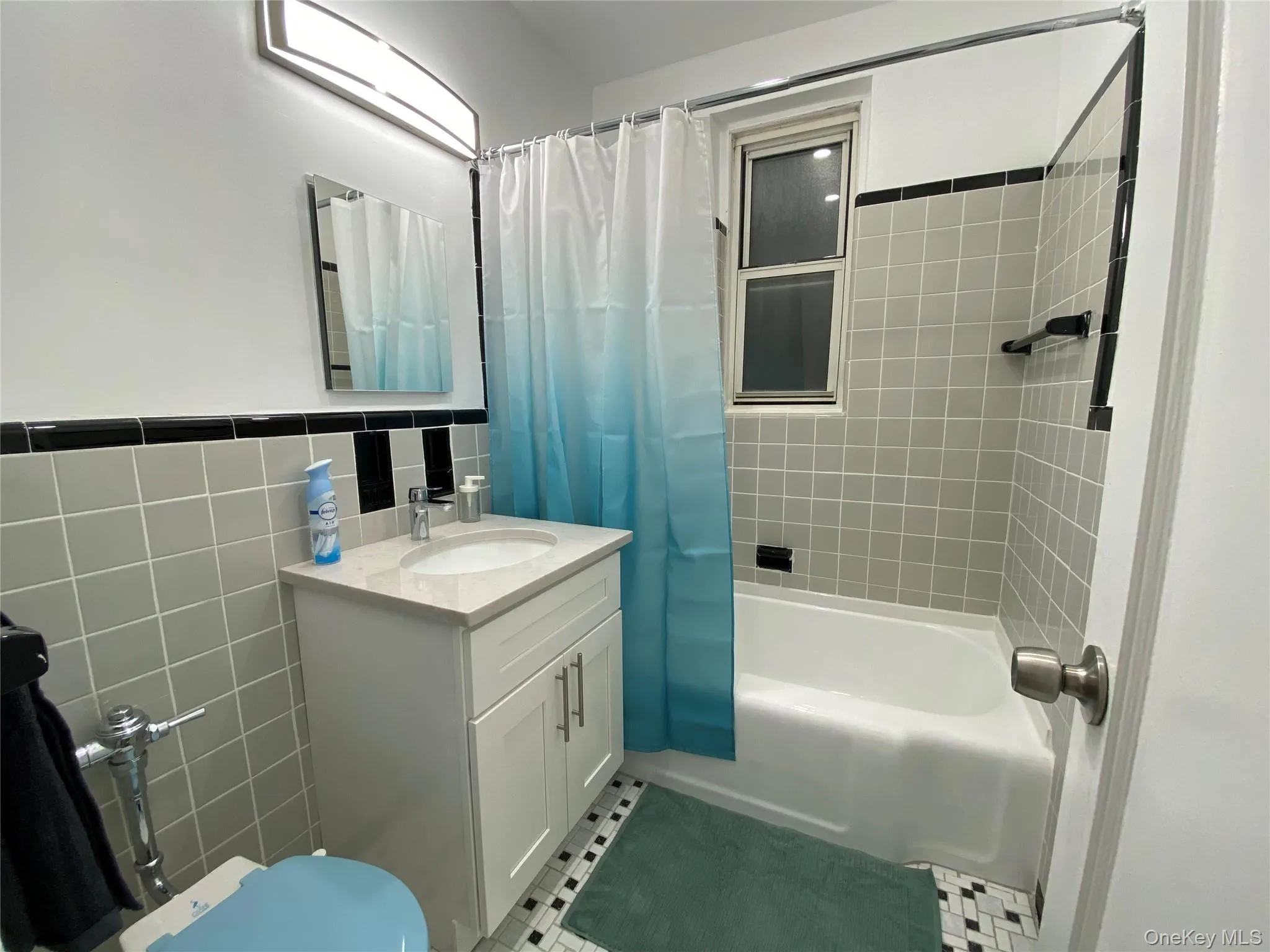 63-60 102nd Street, New York, NY, 1 Bedroom Bedrooms, 4 Rooms Rooms,1 BathroomBathrooms,Residential,For Rent,102nd,0,1005399 63-60 102nd Street, New York, NY, 1 Bedroom Bedrooms, 4 Rooms Rooms,1 BathroomBathrooms,Residential,For Rent,102nd,0,1005399