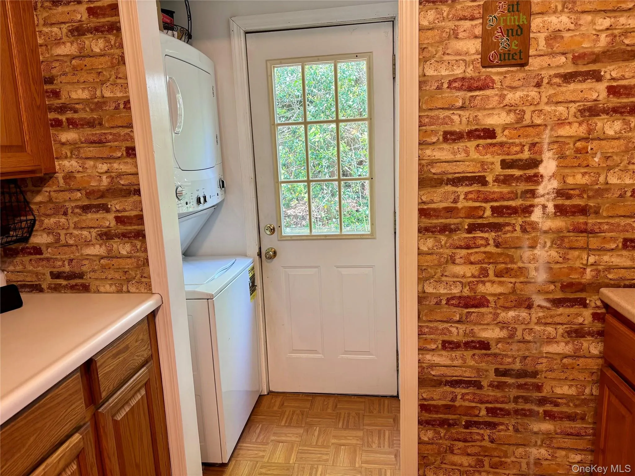 47 Quail Road, Brookhaven, NY, 2 Bedrooms Bedrooms, 5 Rooms Rooms,1 BathroomBathrooms,Residential,For Rent,Quail,0,1005400 47 Quail Road, Brookhaven, NY, 2 Bedrooms Bedrooms, 5 Rooms Rooms,1 BathroomBathrooms,Residential,For Rent,Quail,0,1005400
