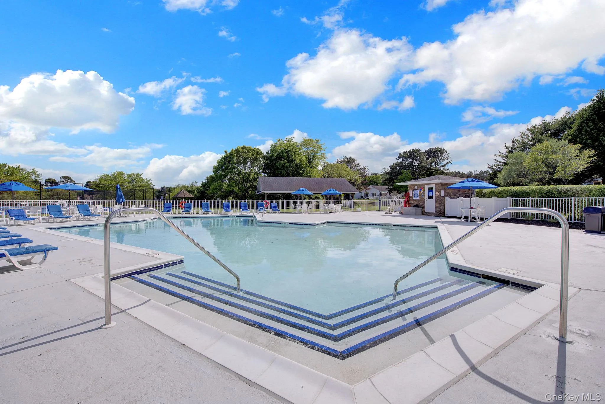 11 A Dogwood Lane, Brookhaven, NY, 2 Bedrooms Bedrooms, 6 Rooms Rooms,2 BathroomsBathrooms,Residential,For Rent,Dogwood,0,1005407 11 A Dogwood Lane, Brookhaven, NY, 2 Bedrooms Bedrooms, 6 Rooms Rooms,2 BathroomsBathrooms,Residential,For Rent,Dogwood,0,1005407